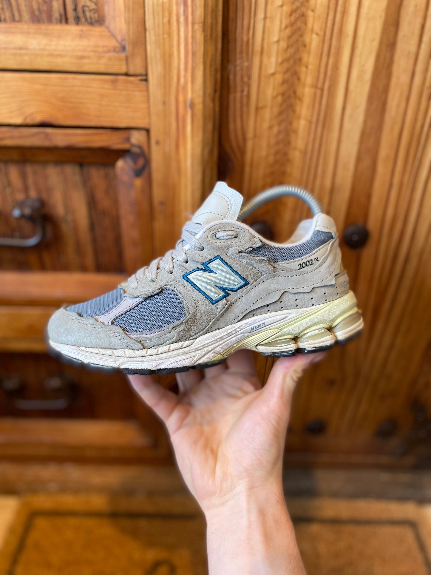 NEW BALANCE 2002R PROTECTION PACK ‘MIRAGE GREY’ - UK 4.5