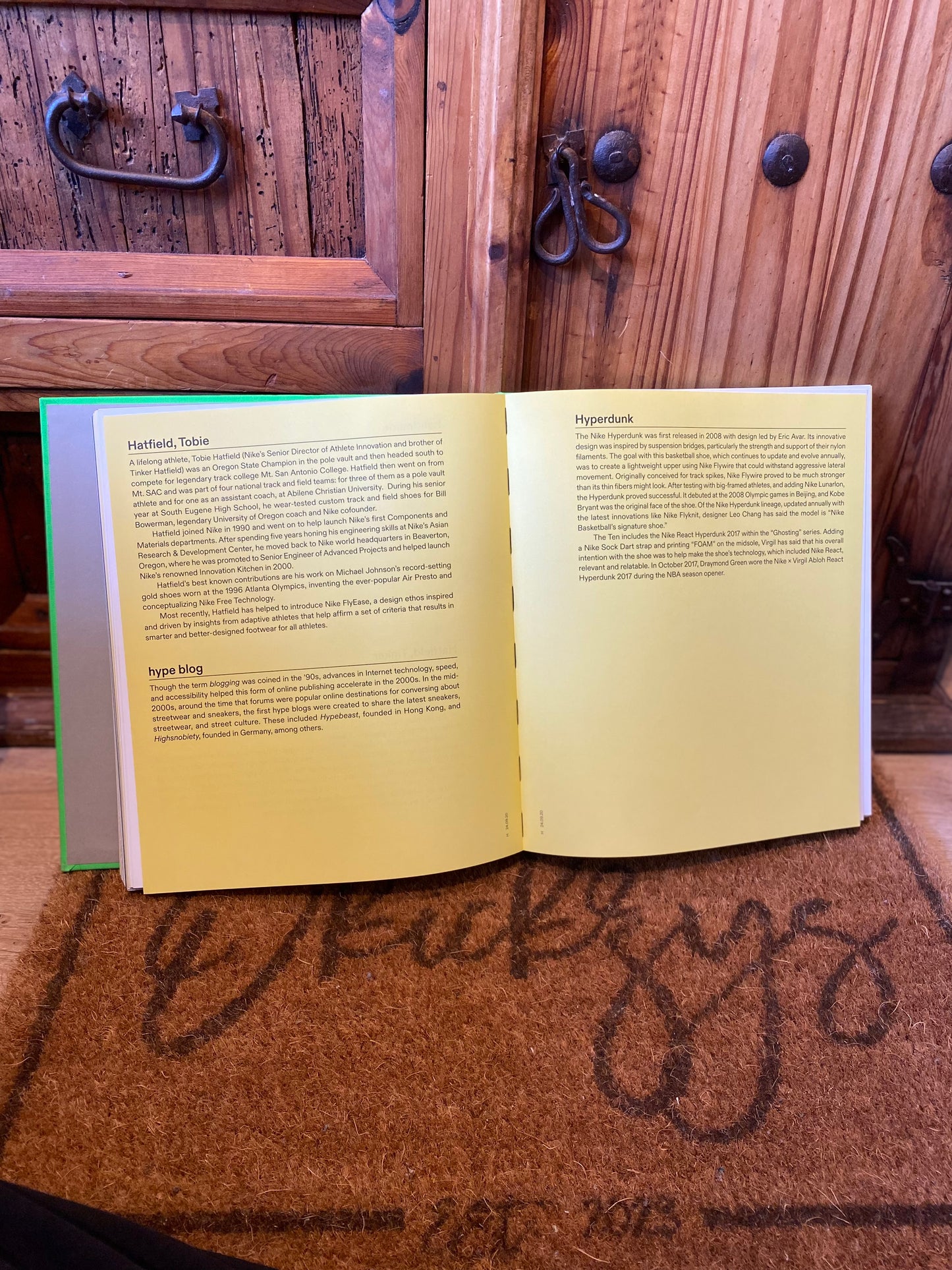 VIRGIL ABHLOH X NIKE ICONS ‘THE TEN’ SOMETHING’S OFF BOOK