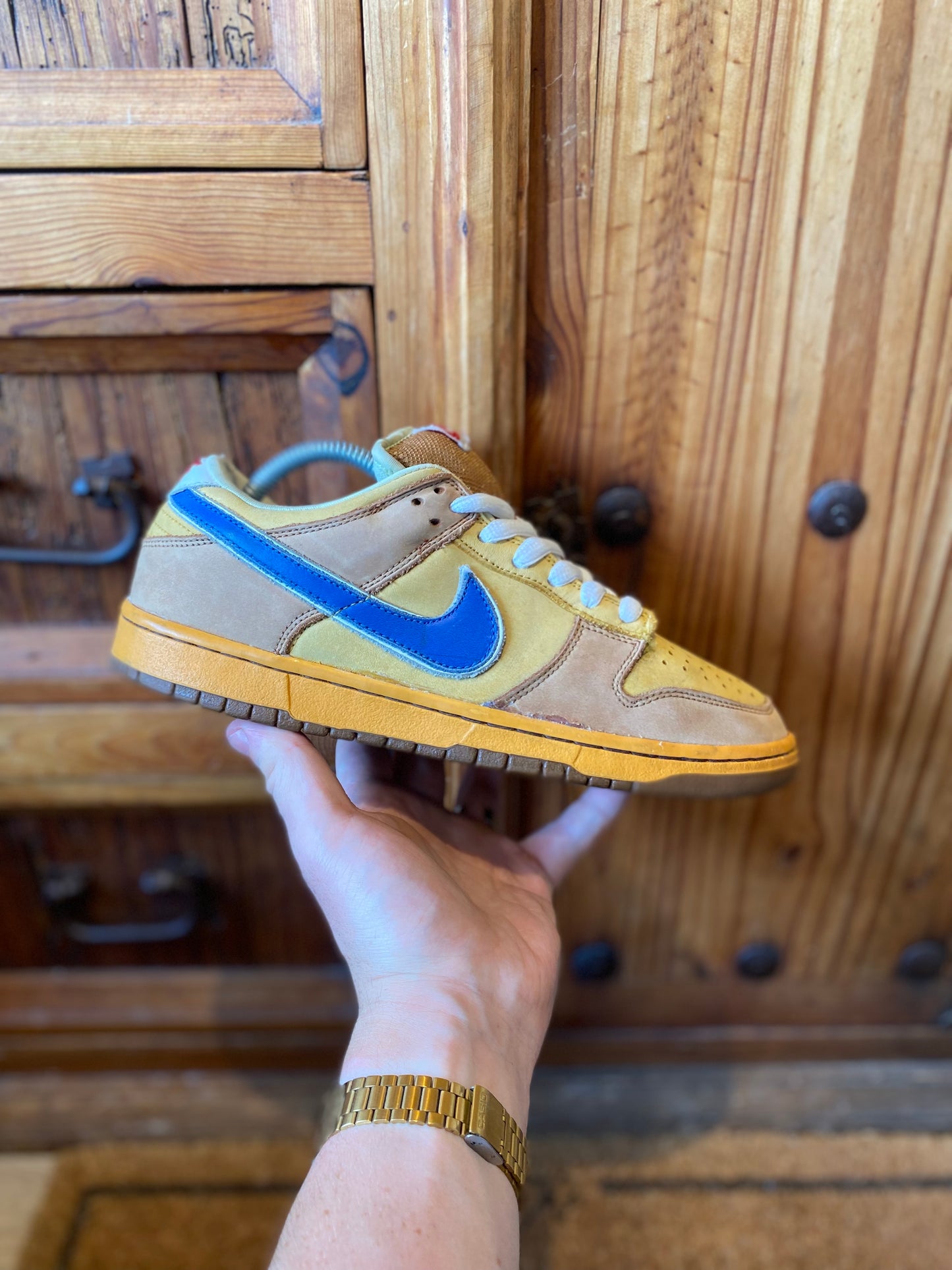 NIKE SB DUNK LOW ‘NEWCASTLE BROWN ALE’ - 2007 *RARE* - UK 8
