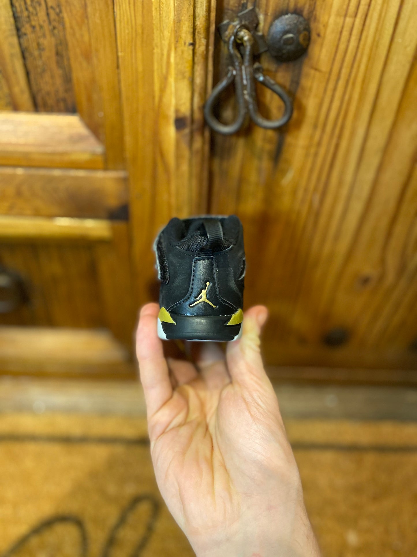 JORDAN FLIGHT 91’ ‘BLACK METALLIC GOLD’ - UK 3.5 TD