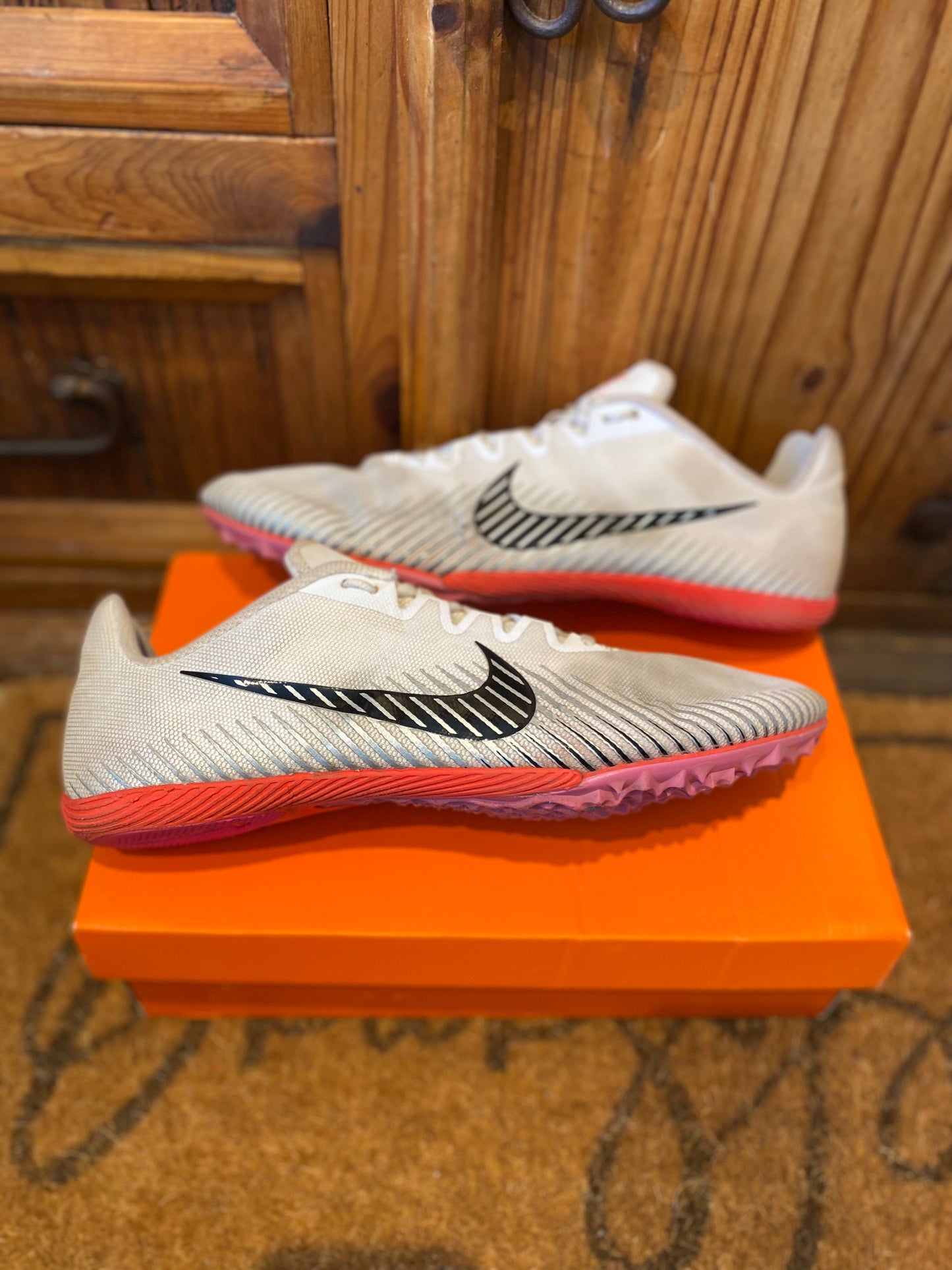 NIKE ZOOM RIVAL M9 TRACK SPIKES ‘WHITE BLACK’ - UK 12