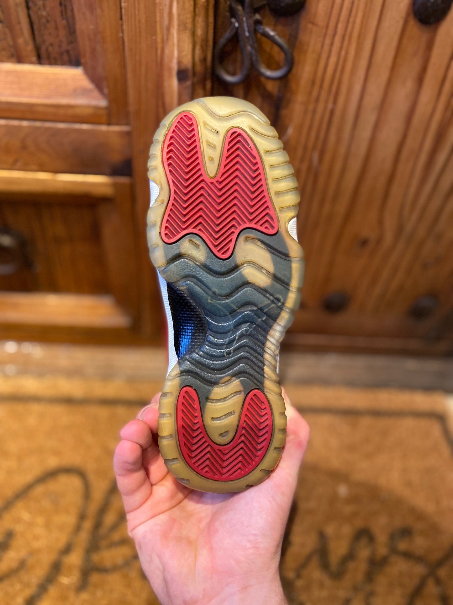 JORDAN 11 ‘WIN LIKE 96’ - UK 4