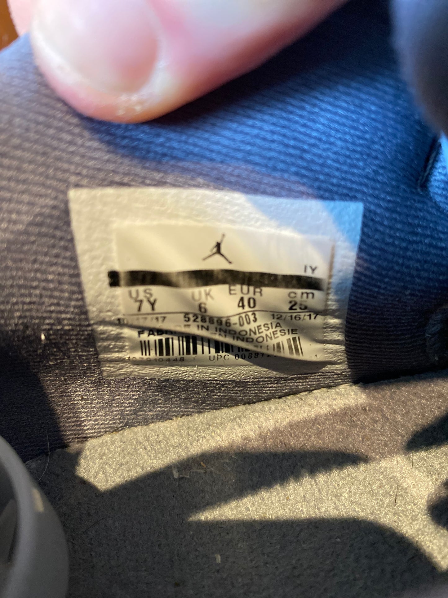JORDAN 11 LOW ‘COOL GREY’ - UK 6