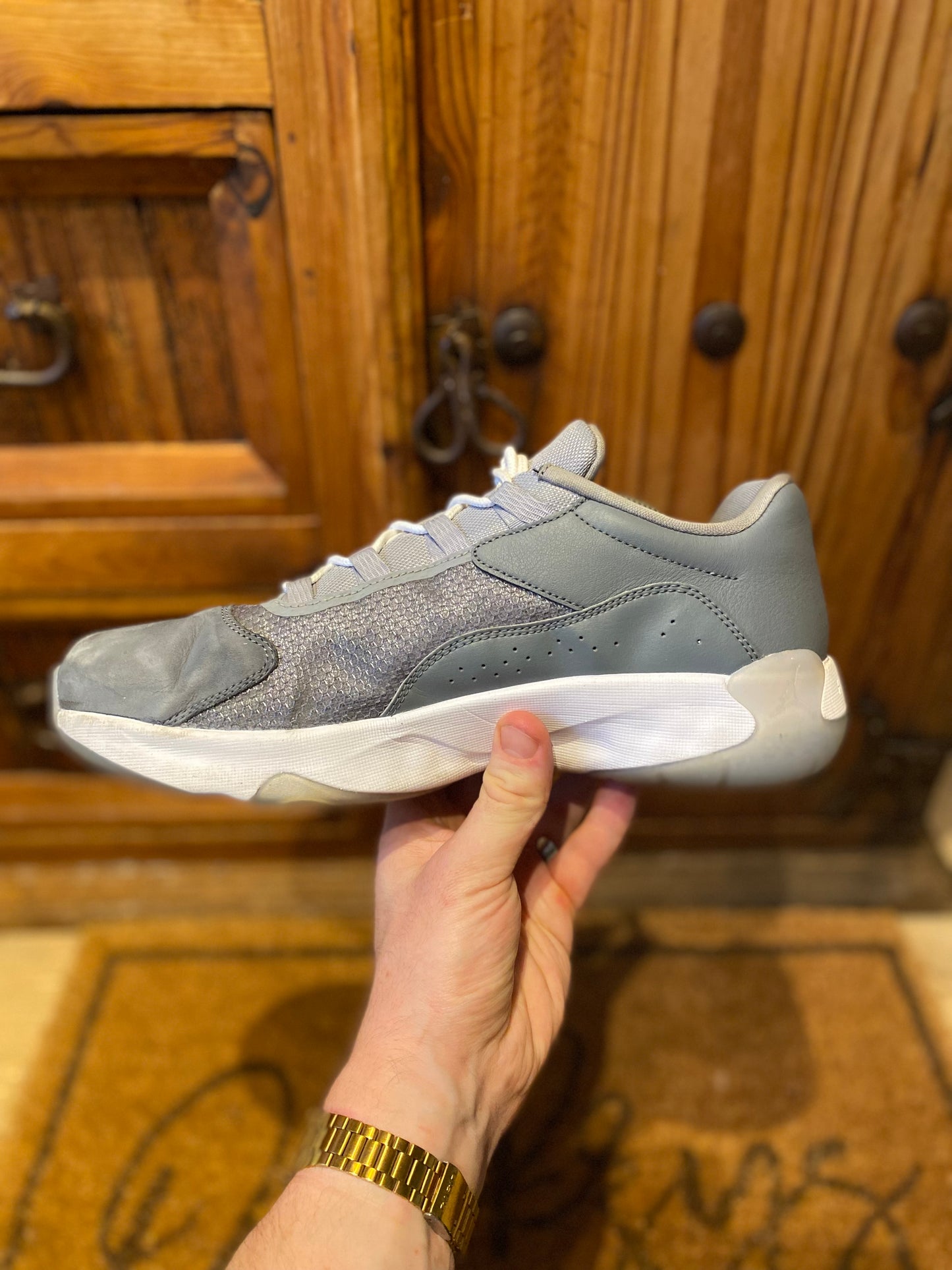 JORDAN 11 CMFT LOW ‘COOL GREY’ - UK 9.5