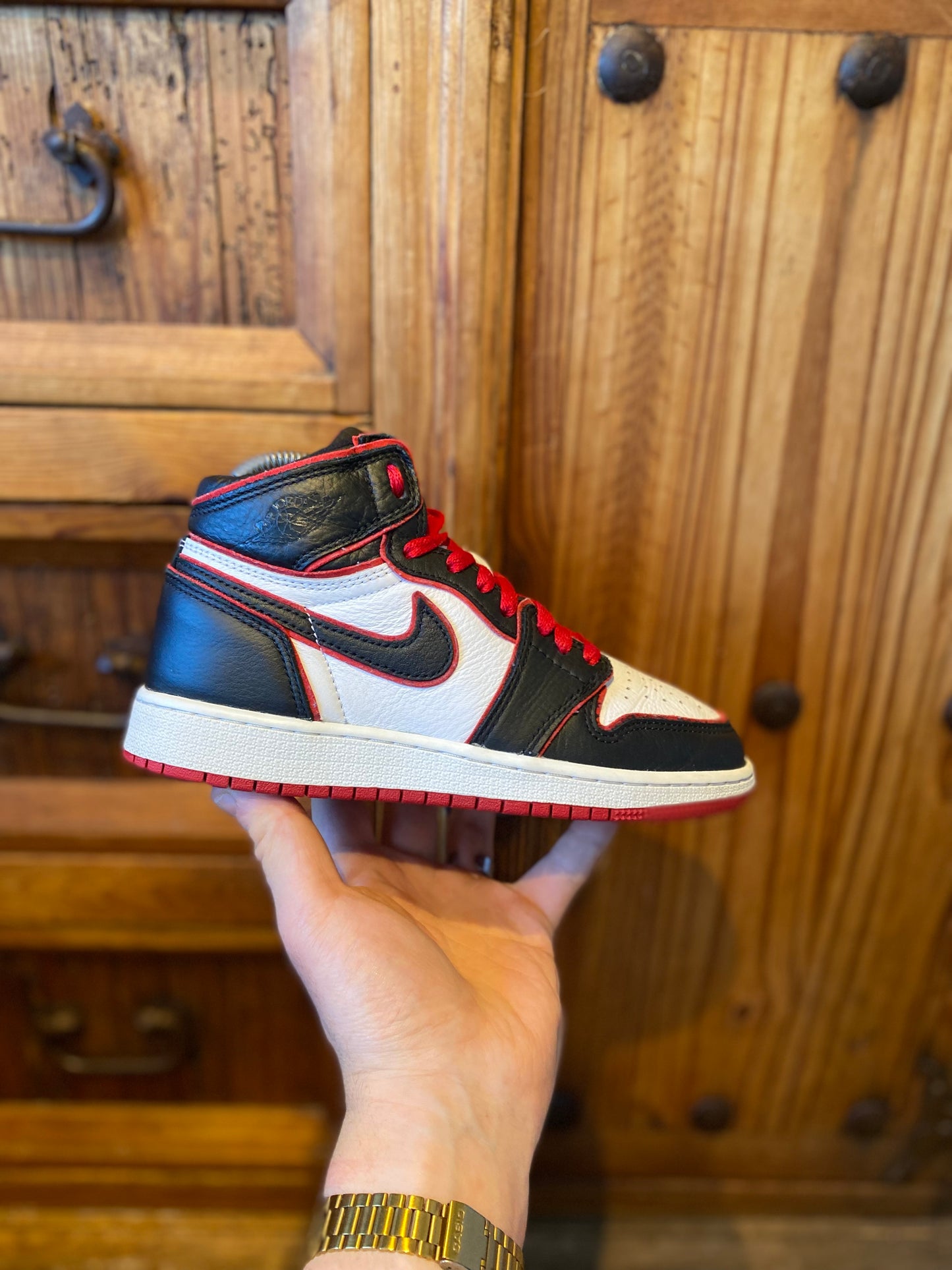 JORDAN 1 HIGH ‘BLOODLINE’ - UK 3.5