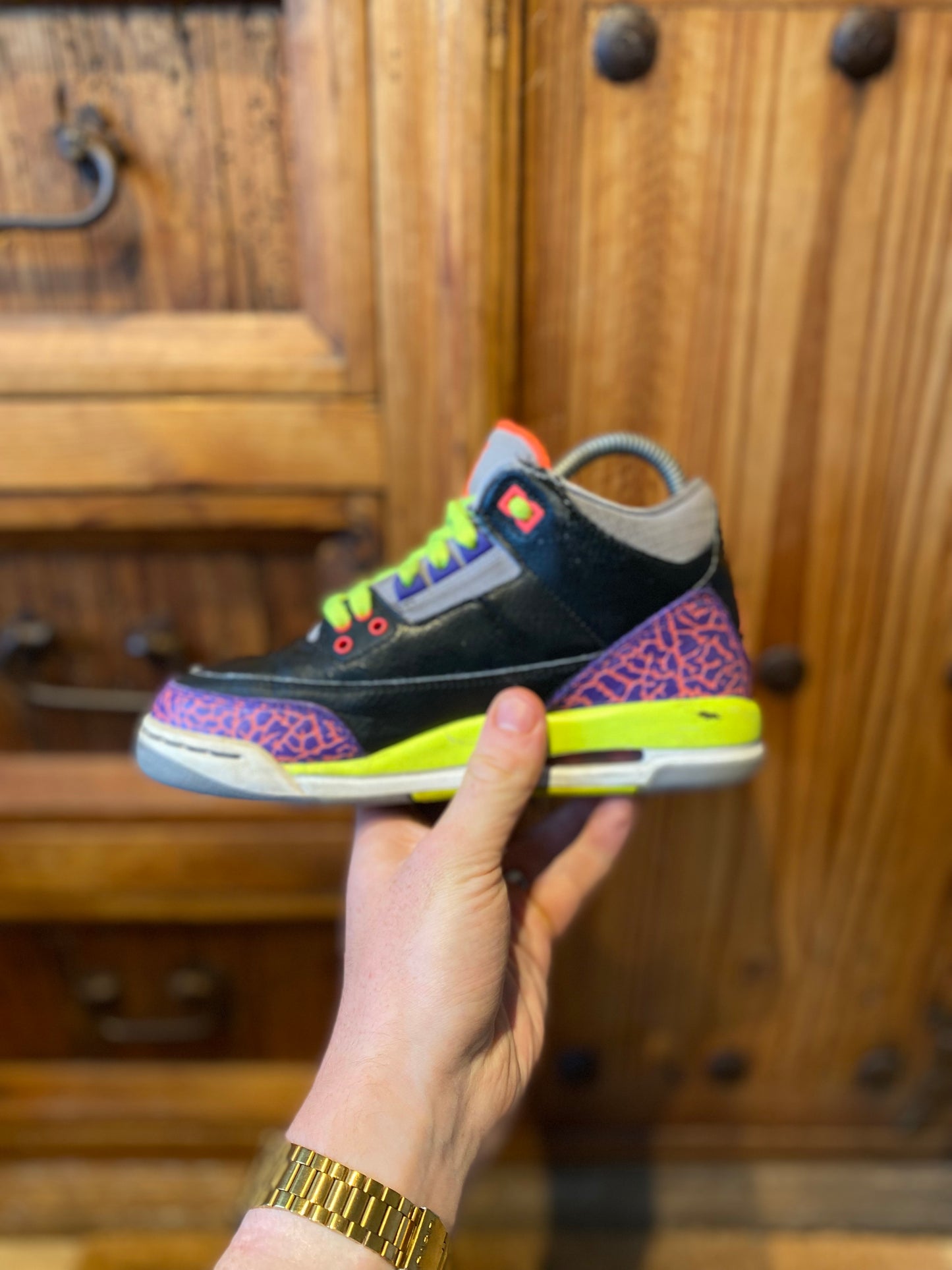 JORDAN 3 ‘BLACK ATOMIC RED’ - UK 3