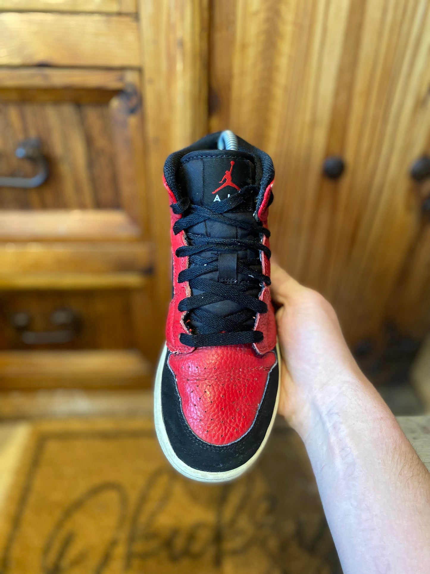 JORDAN 1 MID ‘REVERSE BRED’ - UK 4.5