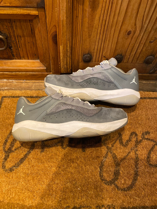 JORDAN 11 CMFT LOW ‘COOL GREY’ - UK 9.5
