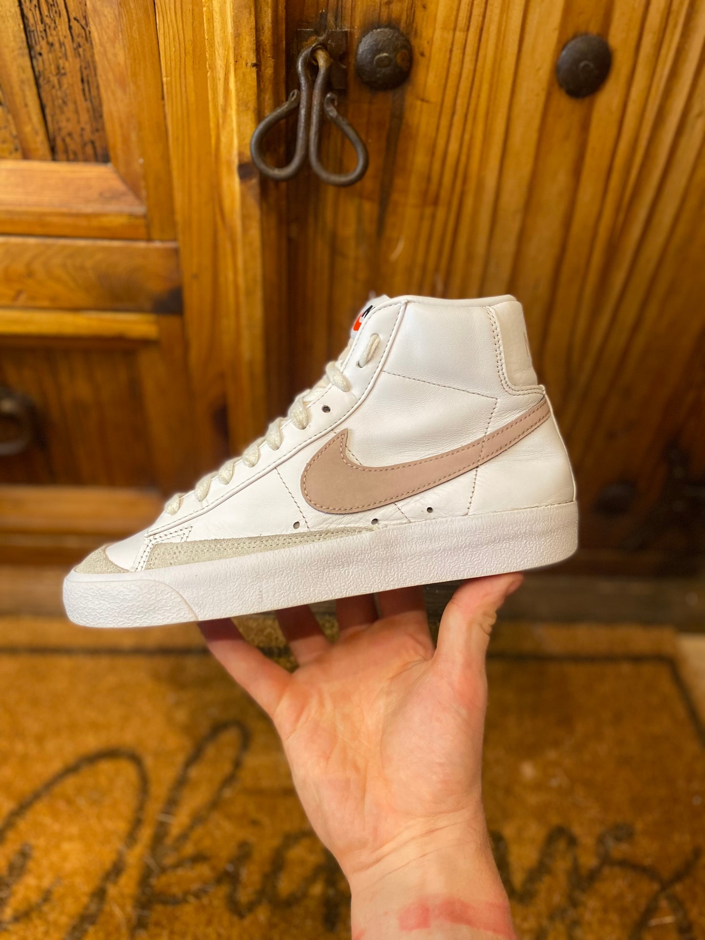 NIKE BLAZER ‘SUMMIT WHITE PINK’ - UK 4