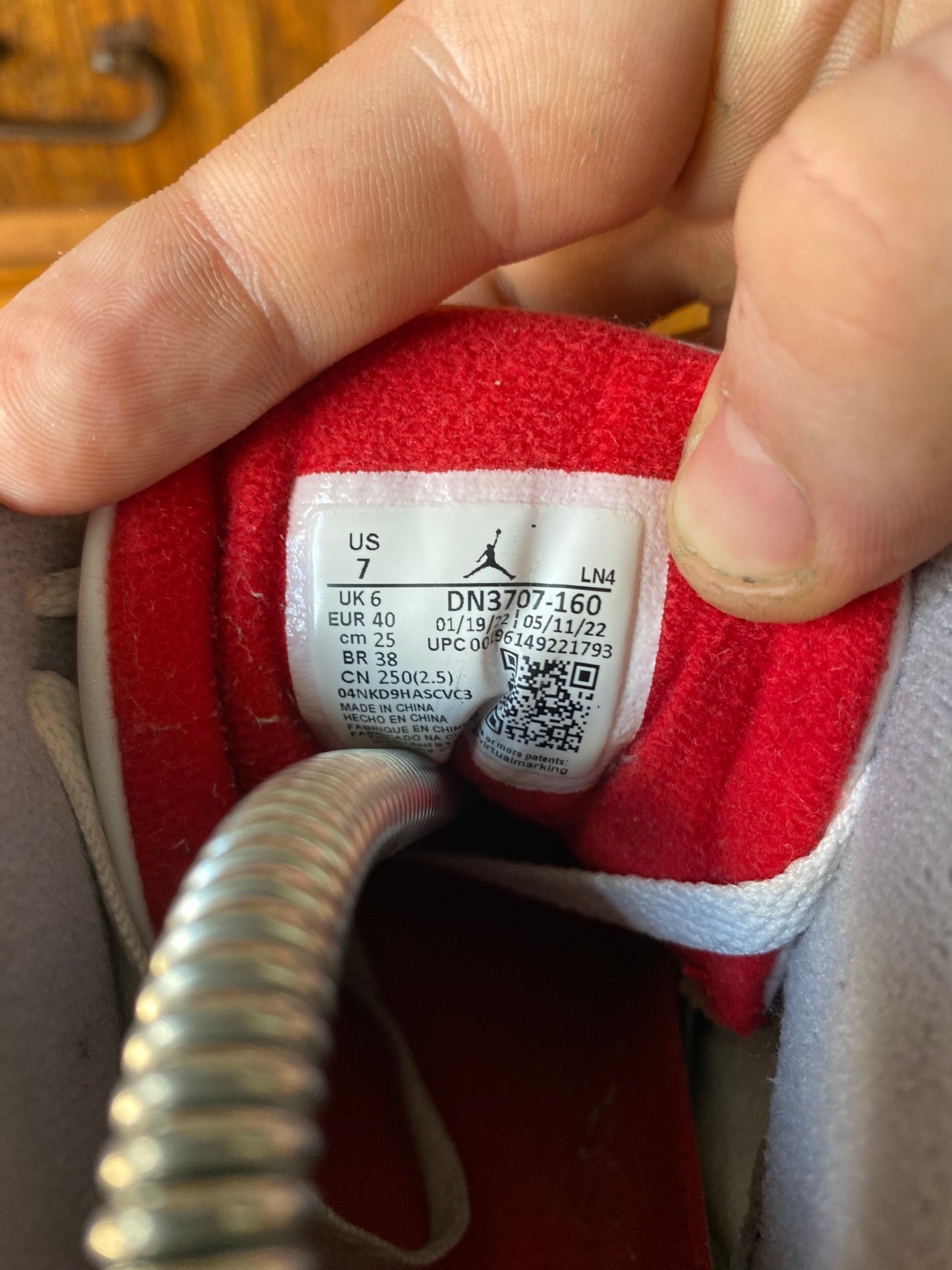 JORDAN 3 ‘FIRE RED’ - UK 6