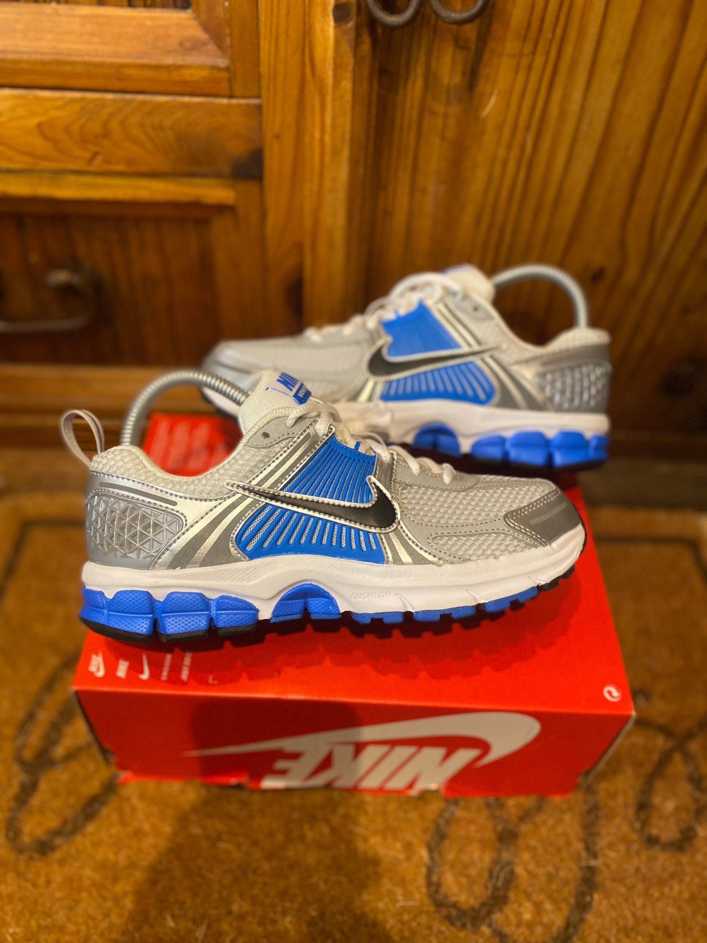 NIKE AIR VOMERO 5 ‘PHOTO BLUE’ - DS - UK 5