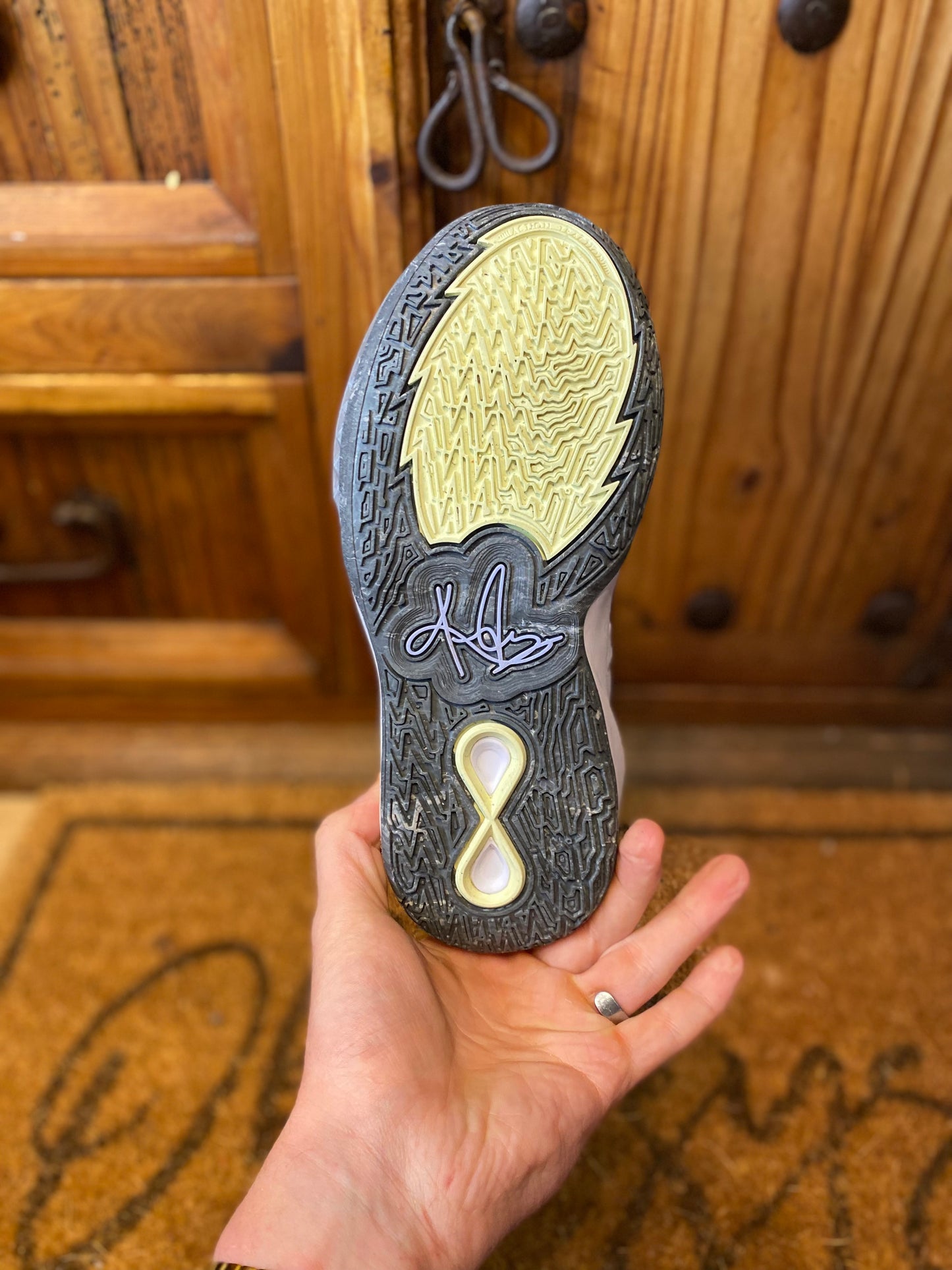 NIKE KYRIE INFINITY ‘SMOKE AND MIRRORS’ - UK 5.5