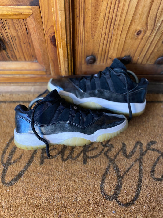 JORDAN 11 LOW ‘BARONS’ - UK 8