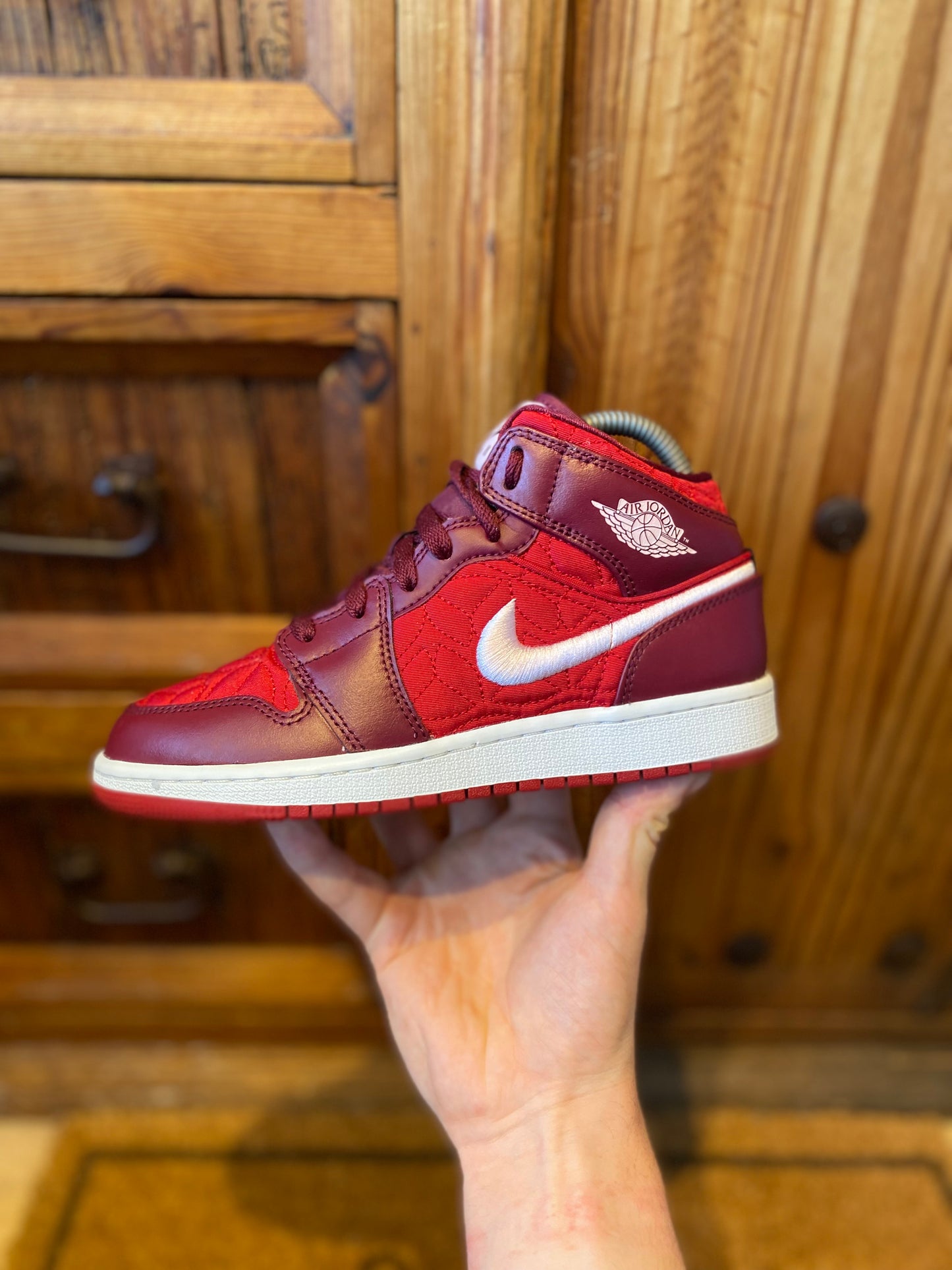 JORDAN 1 MID ‘RED QUILT’ - UK 4