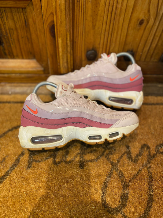 NIKE AIR MAX 95 ‘BARELY ROSE HOT PUNCH’ - UK 5