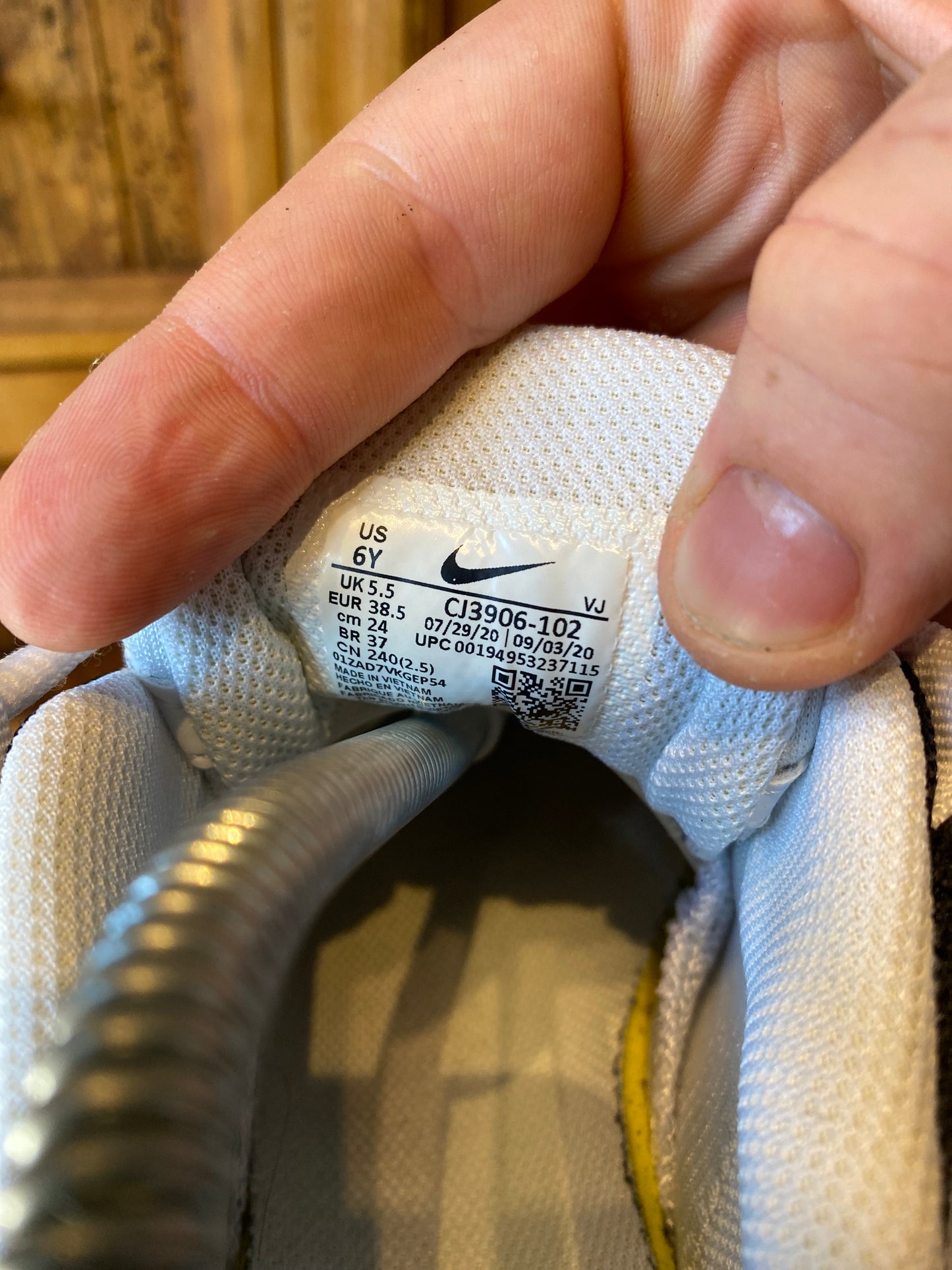 NIKE AIR MAX 95 ‘WHITE CHLORINE BLUE’ - UK 5.5