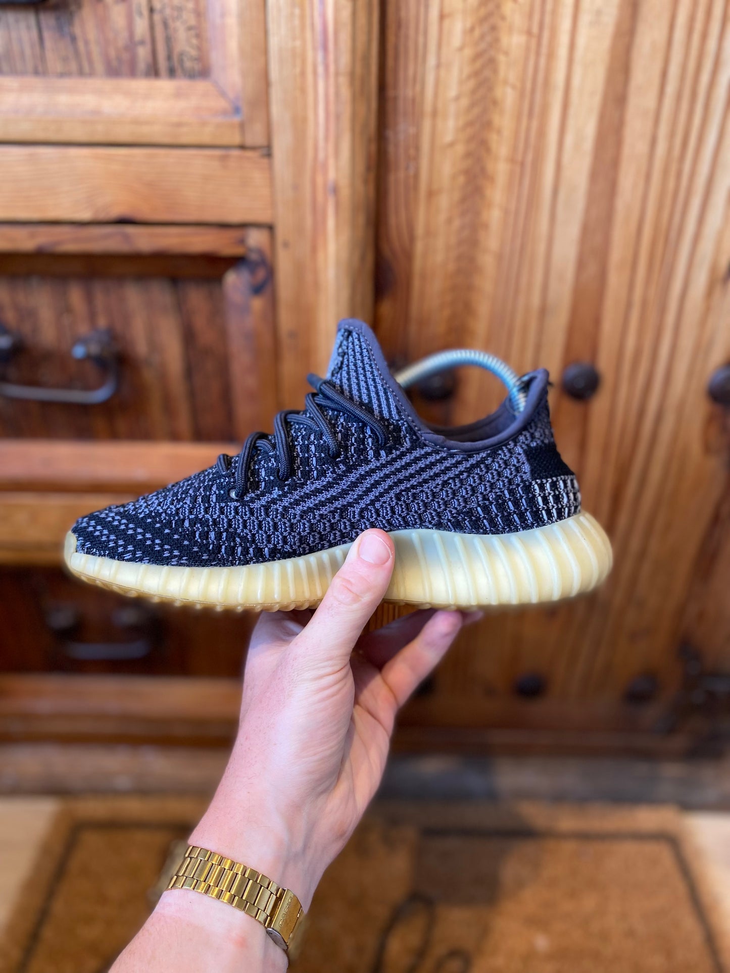 YEEZY BOOST 350 V2 ‘CARBON’ - UK 5.5