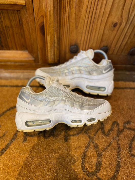 NIKE AIR MAX 95 ‘WHITE METALLIC SILVER’ - UK 5