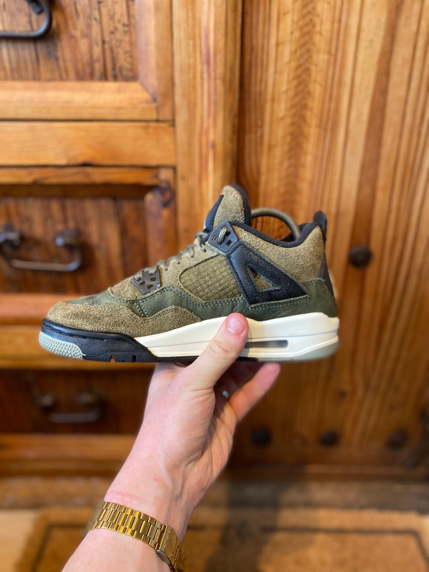 JORDAN 4 ‘CRAFT MEDIUM OLIVE’ - UK 5