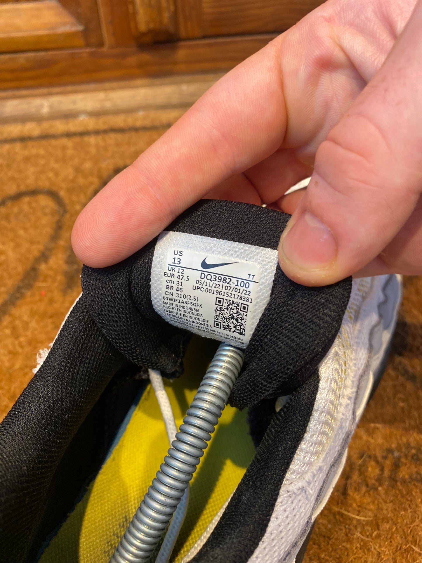 NIKE AIR MAX 95 ‘WOLF GREY TOUR YELLOW’ - UK 12