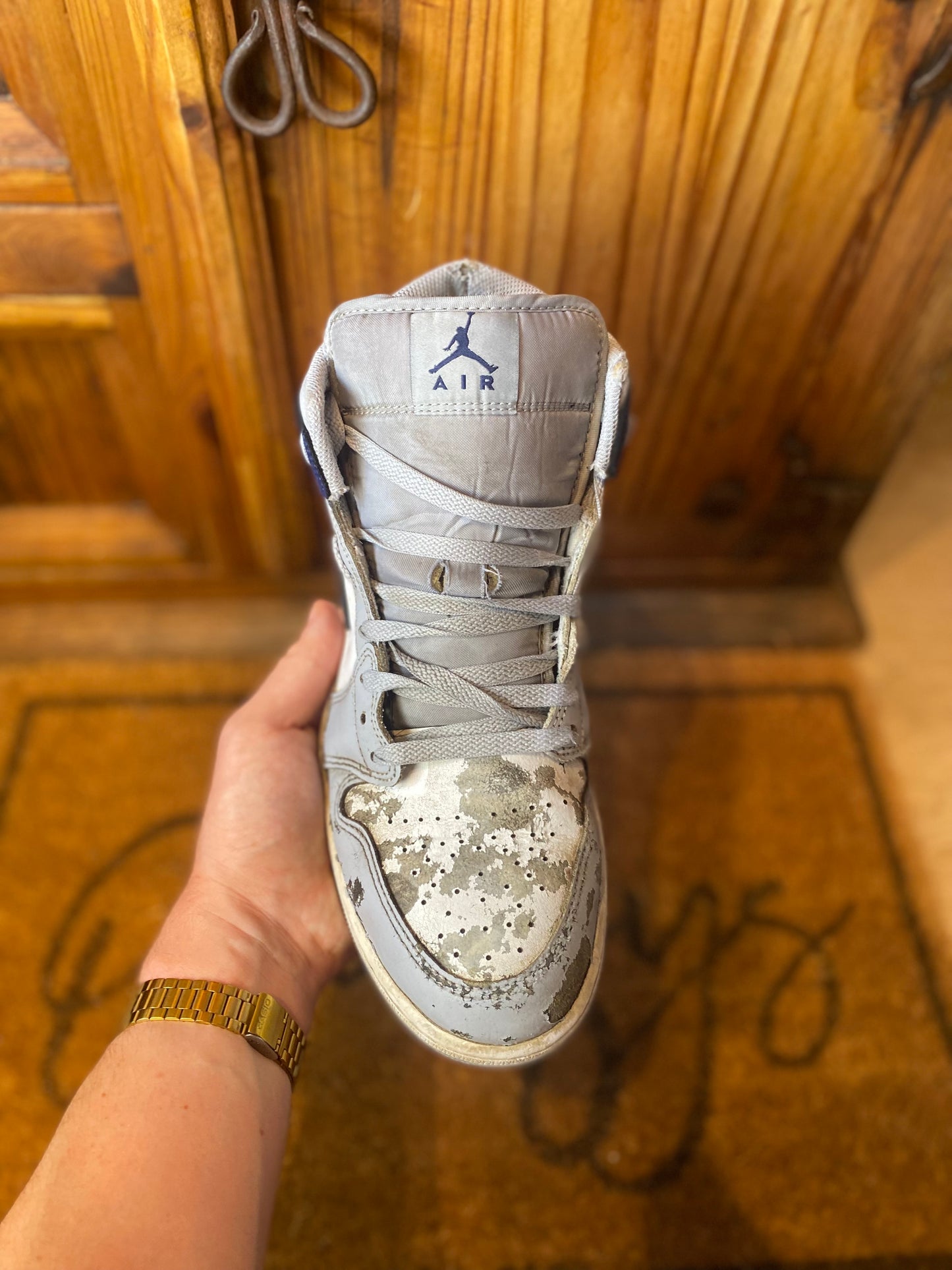 JORDAN 1 MID ‘WOLF GREY MIDNIGHT NAVY’ - UK 9