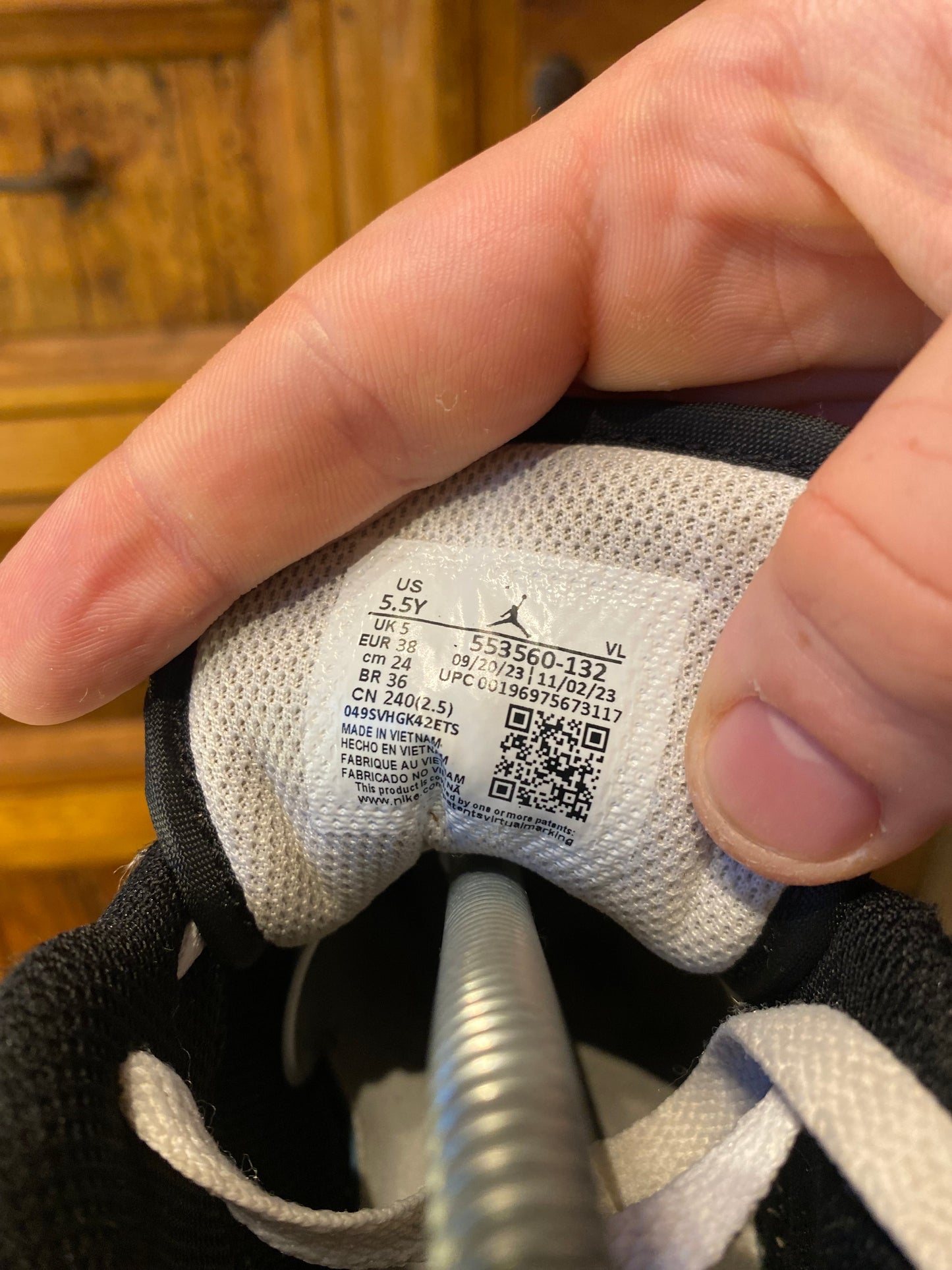 JORDAN 1 LOW ‘WHITE BLACK’ - UK 5