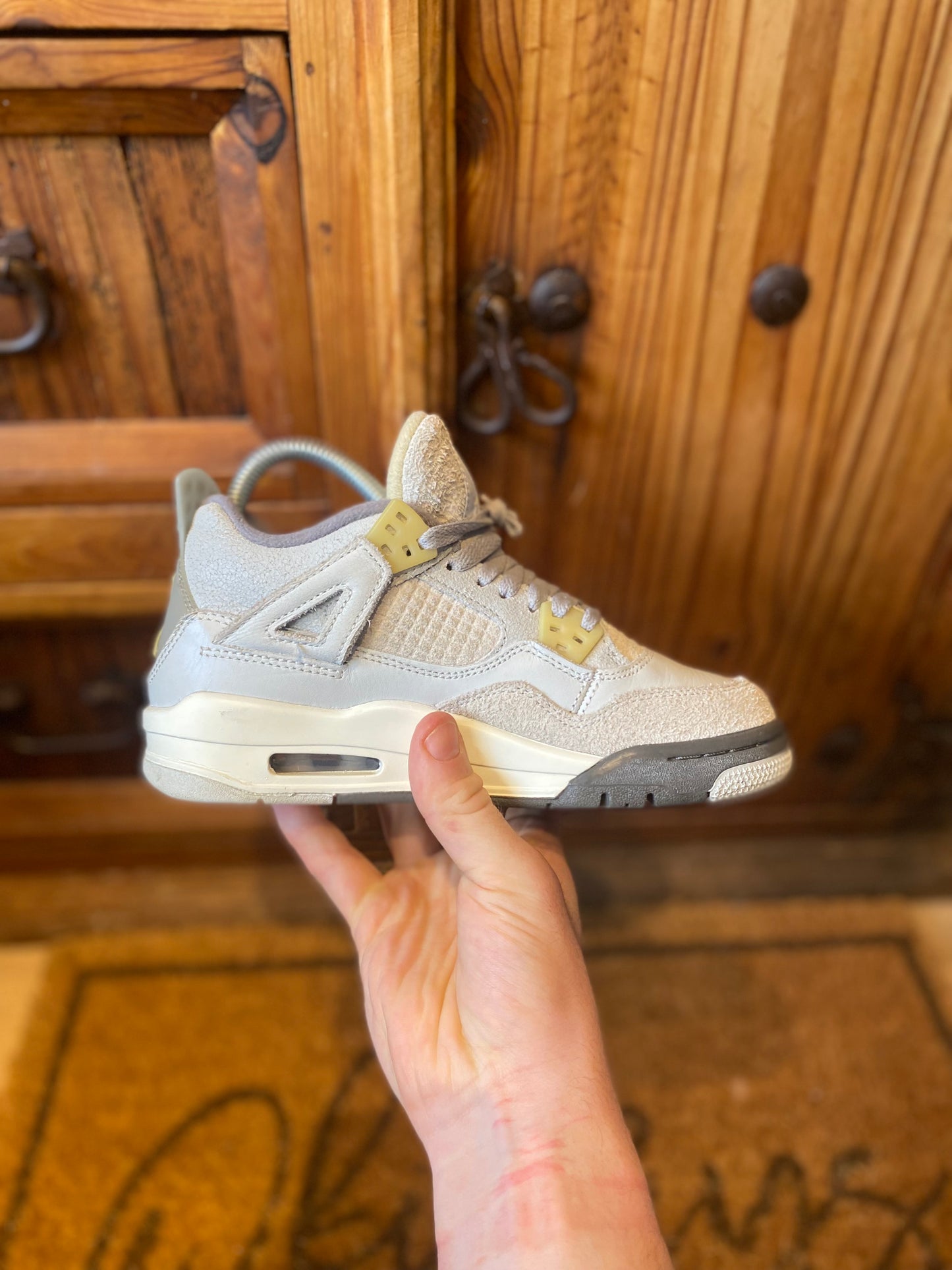 JORDAN 4 ‘CRAFT PHOTON DUST’ - UK 3.5