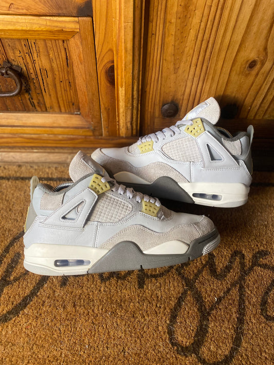 JORDAN 4 ‘CRAFT PHOTON DUST’ - UK 7