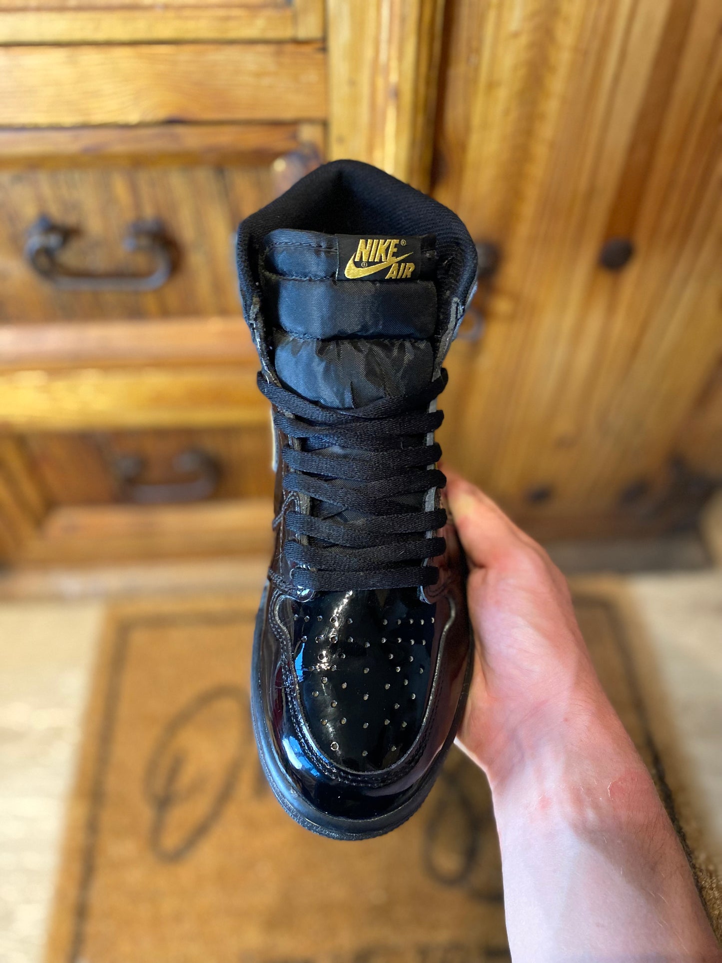 JORDAN 1 HIGH ‘BLACK METALLIC GOLD’ - UK 9