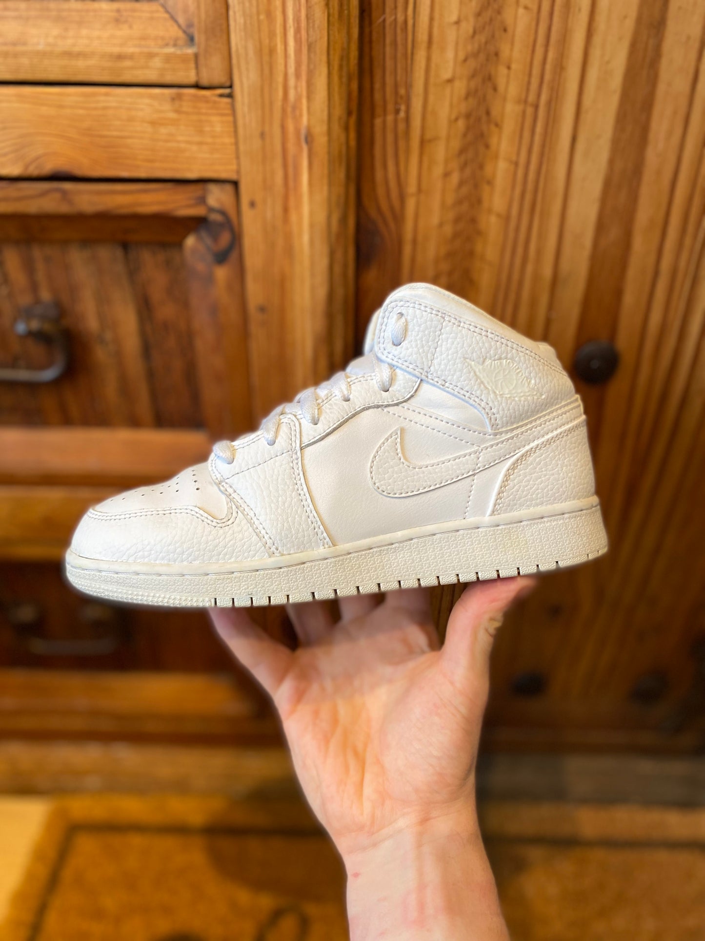 JORDAN 1 MID ‘TRIPLE WHITE’ - UK 5.5