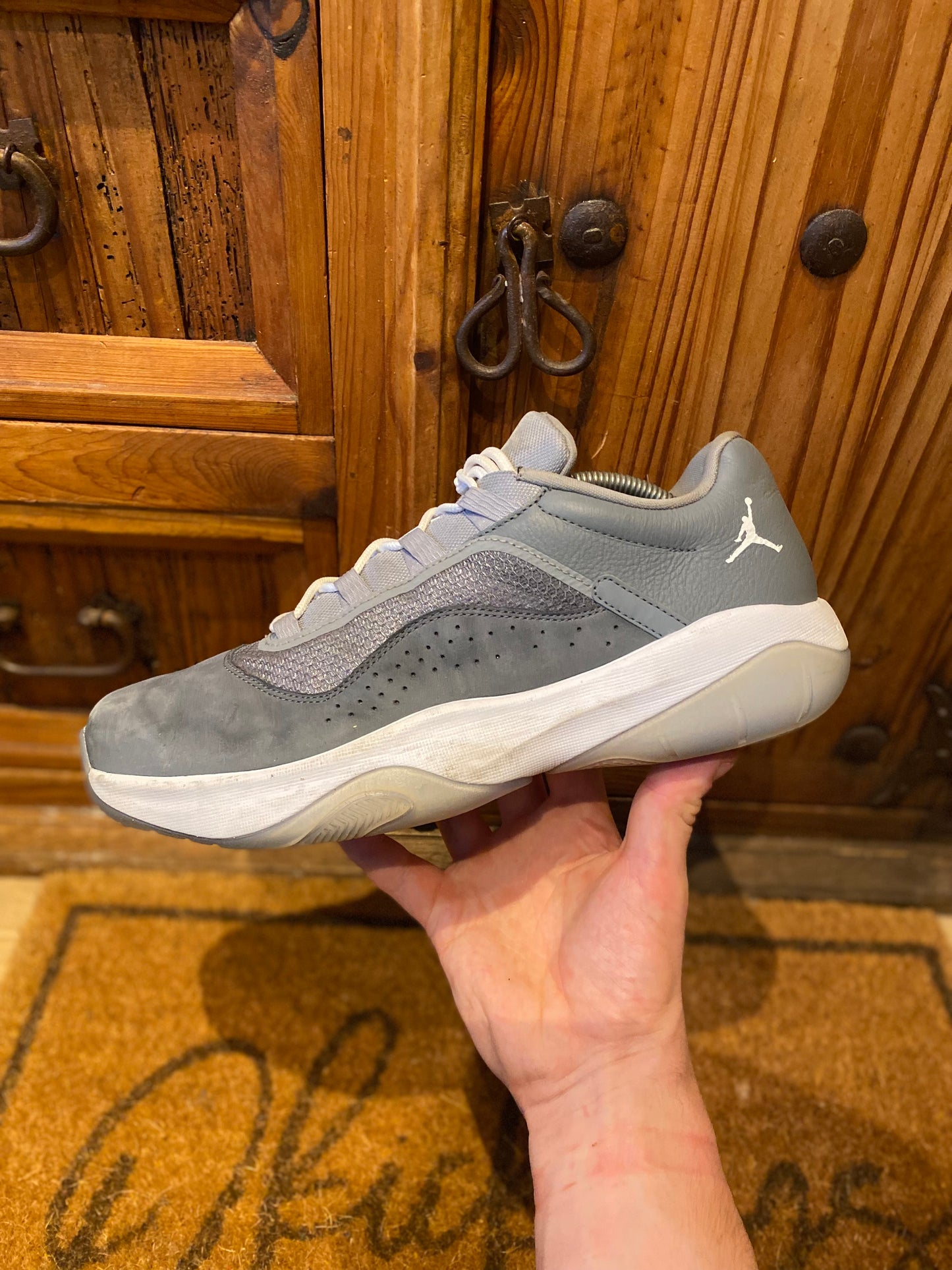 JORDAN 11 CMFT LOW ‘COOL GREY’ - UK 9.5