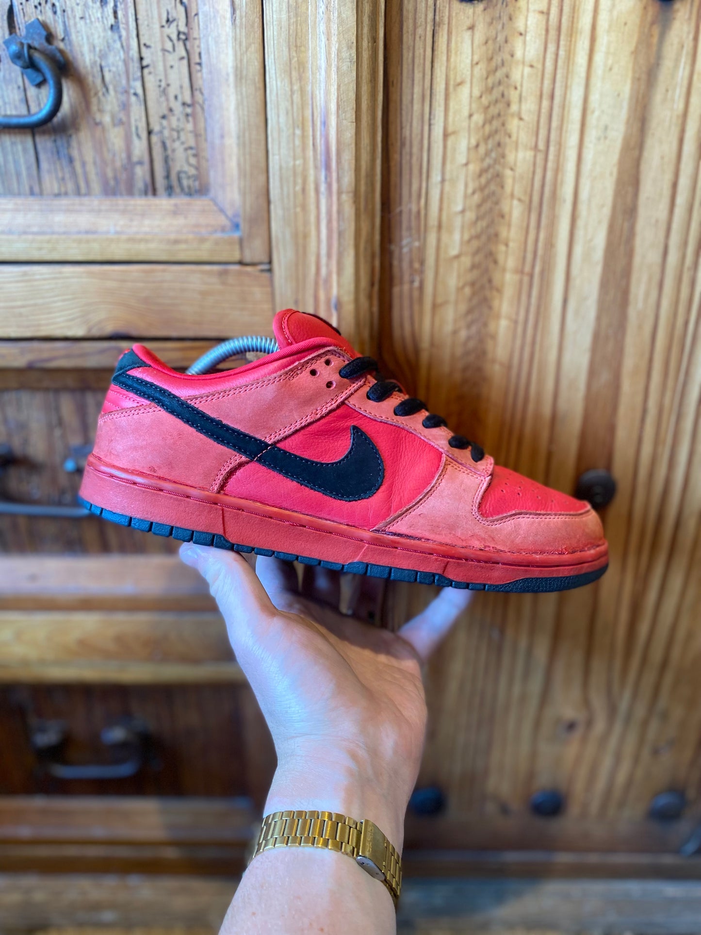 NIKE SB DUNK LOW ‘PURE BLOOD’ - 2003 *RARE* - UK 9.5