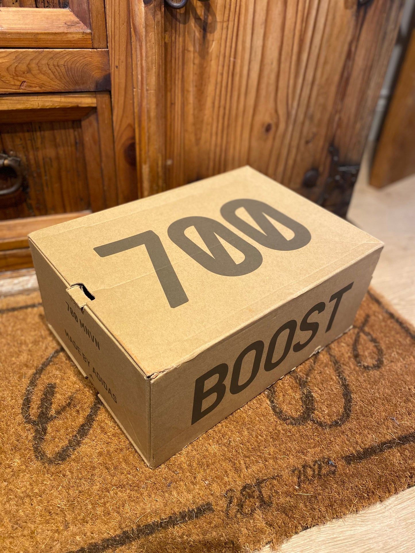 YEEZY BOOST 700 MNVN ‘BRIGHT CYAN’ - UK 9.5