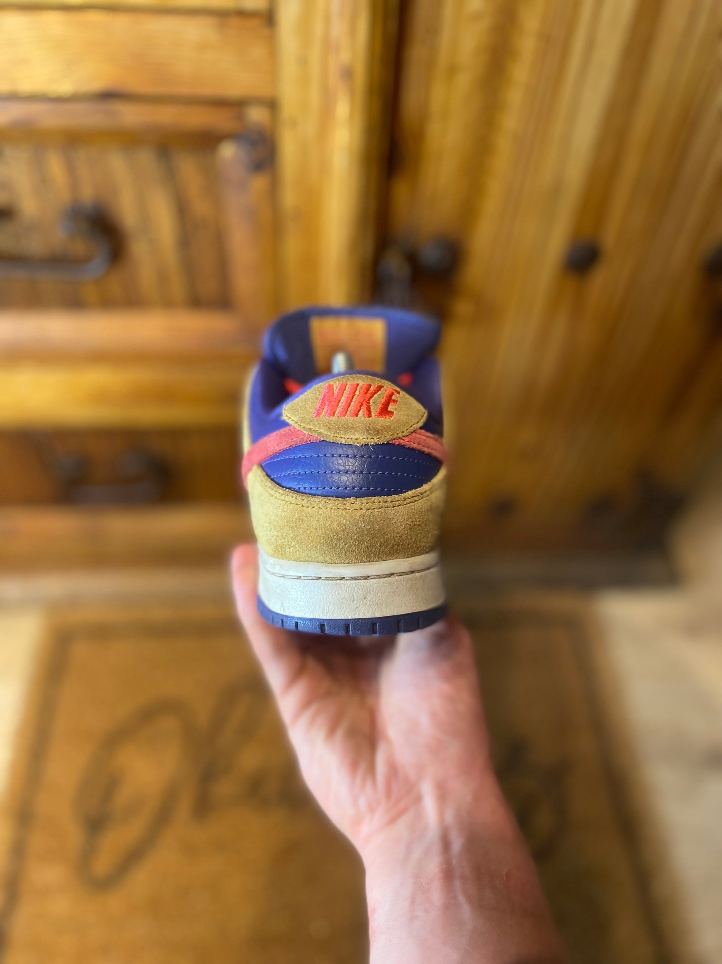 NIKE SB DUNK LOW ‘REVERSE PAPA BEAR’ - UK 7.5