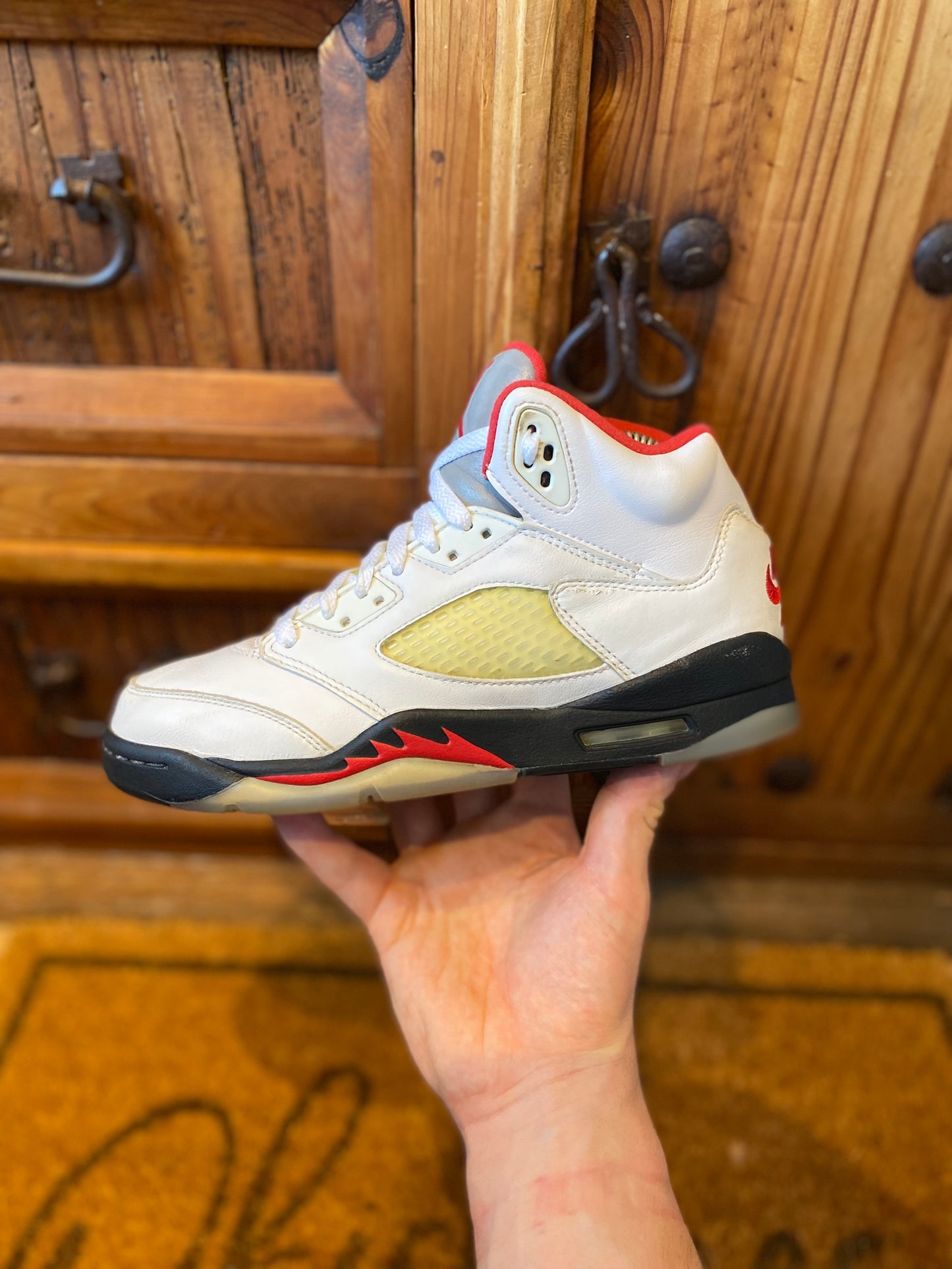 JORDAN 5 ‘FIRE RED SILVER TONGUE’ - UK 5.5