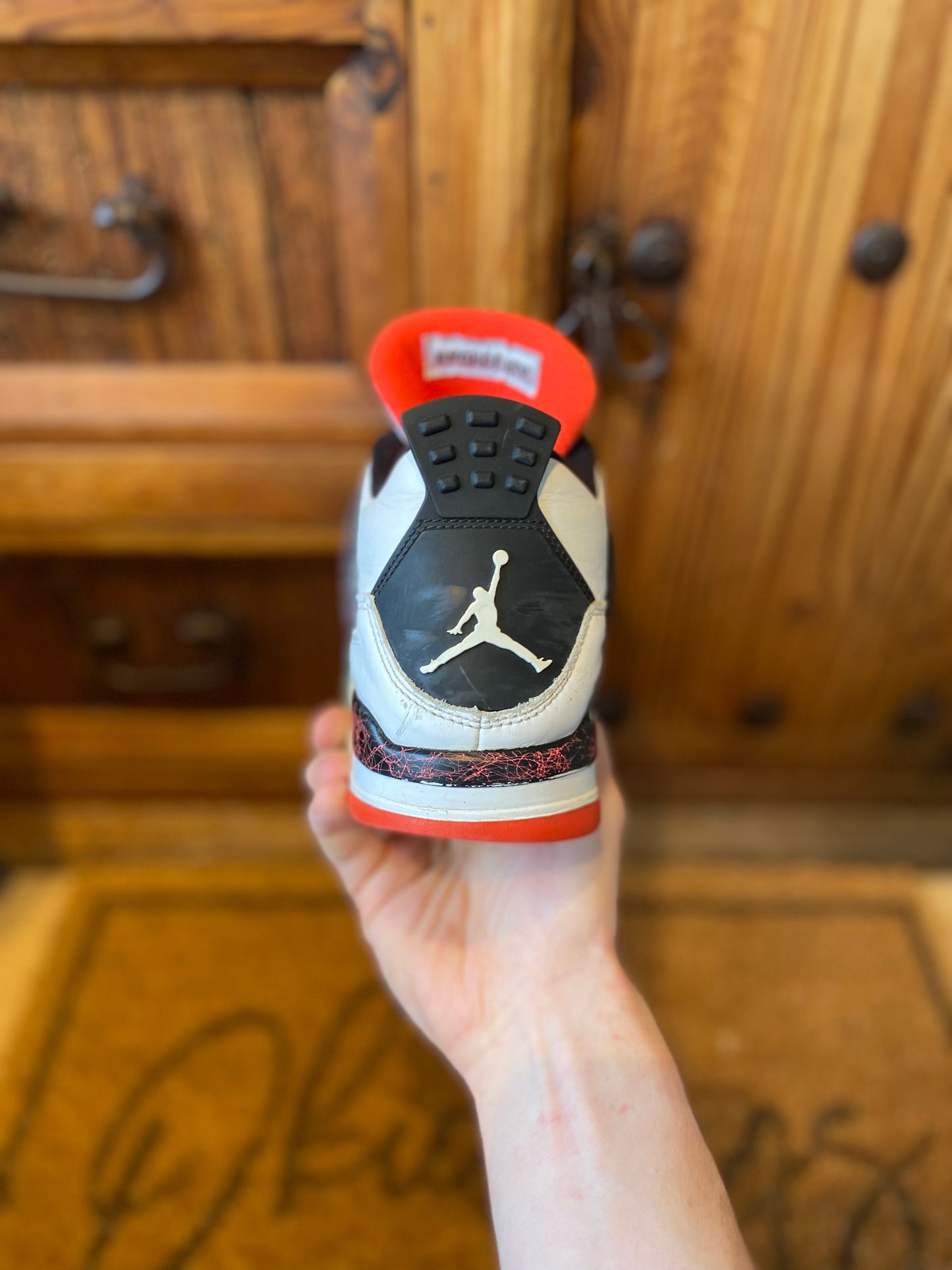 JORDAN 4 ‘FLIGHT NOSTALGIA’ - UK 8
