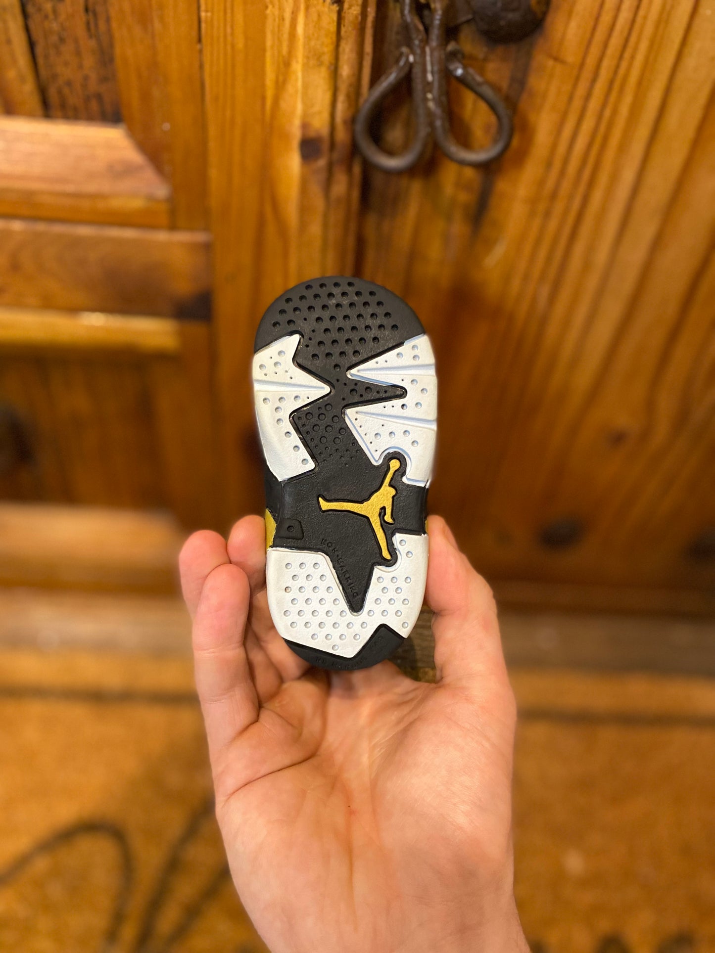 JORDAN FLIGHT 91’ ‘BLACK METALLIC GOLD’ - UK 3.5 TD