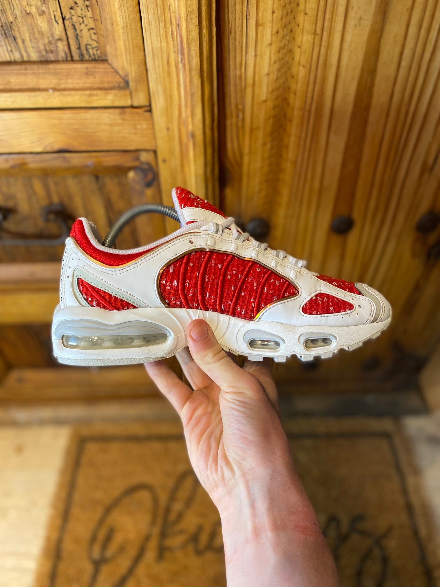NIKE AIR MAX TAILWIND 4 ‘SUPREME WHITE’ - UK 7