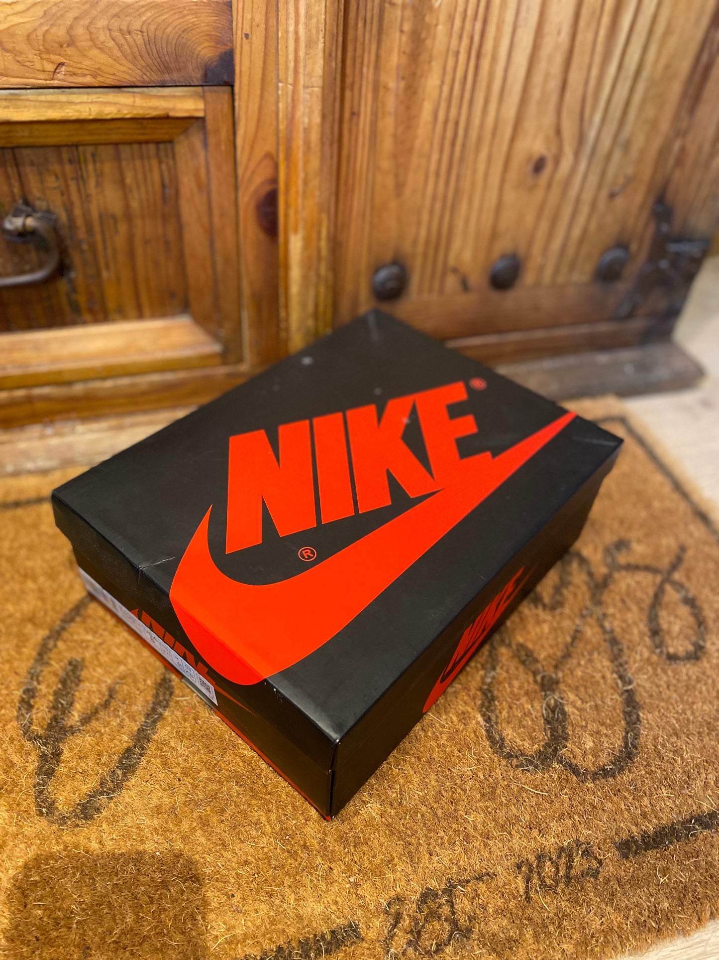 JORDAN 1 HIGH ‘ROYAL TOE’ - UK 4.5