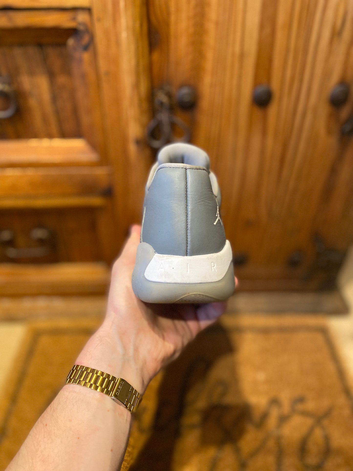 JORDAN 11 CMFT LOW ‘COOL GREY’ - UK 9.5