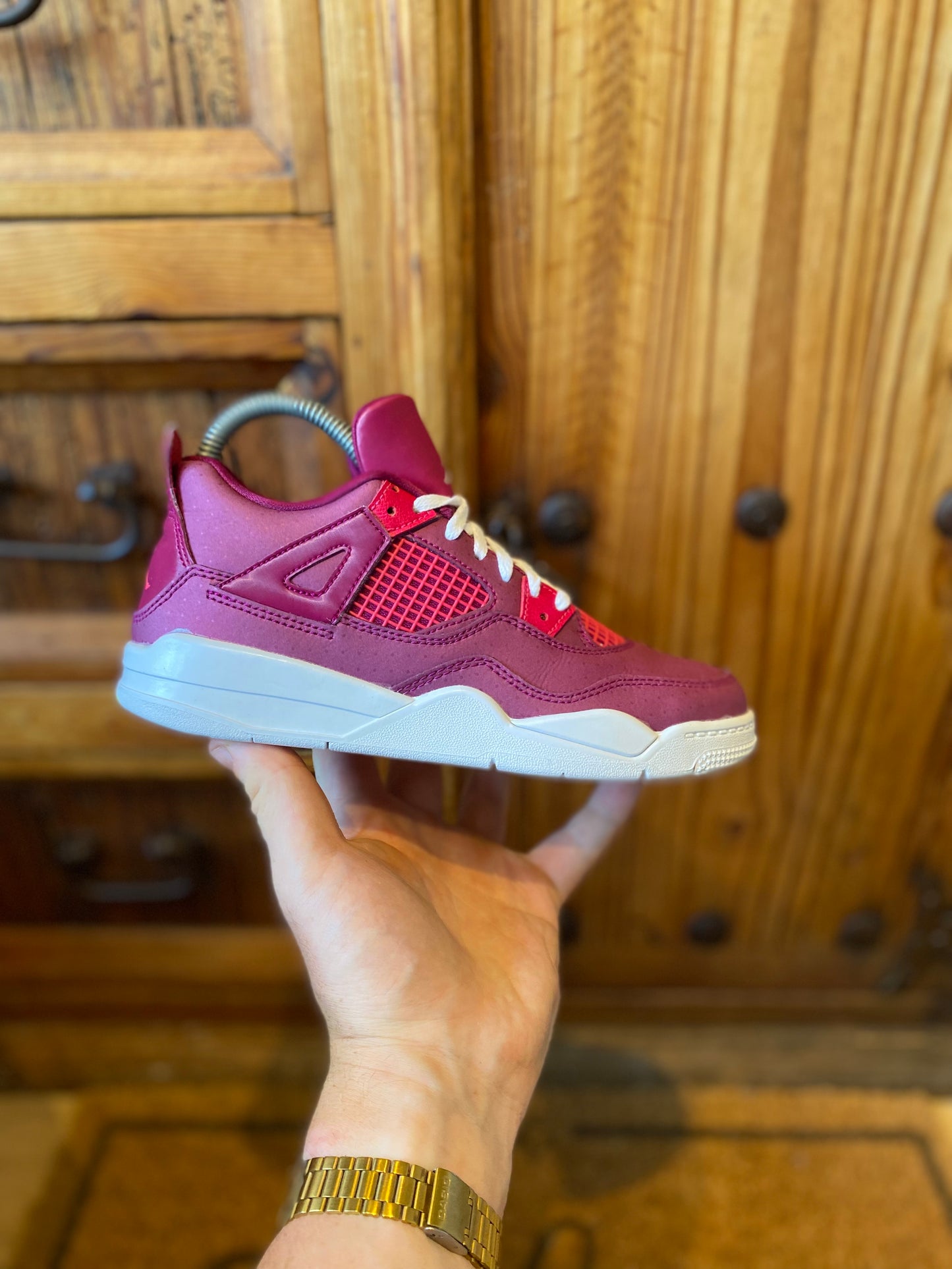 JORDAN 4 ‘VALENTINES DAY’ - UK 2.5 PS