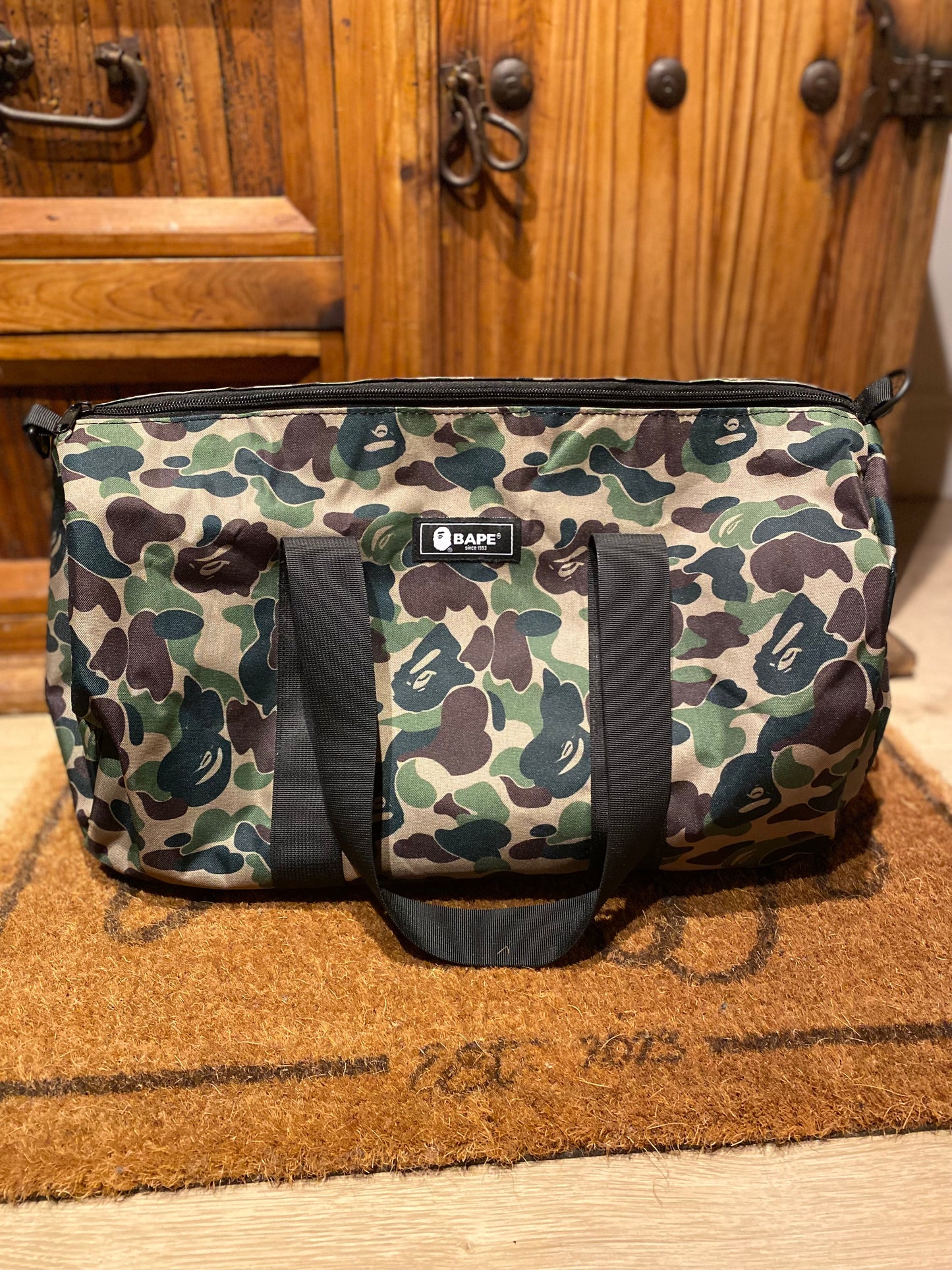 A BATHING APE BAPE GREEN CAMO DUFFLE BAG - NEW