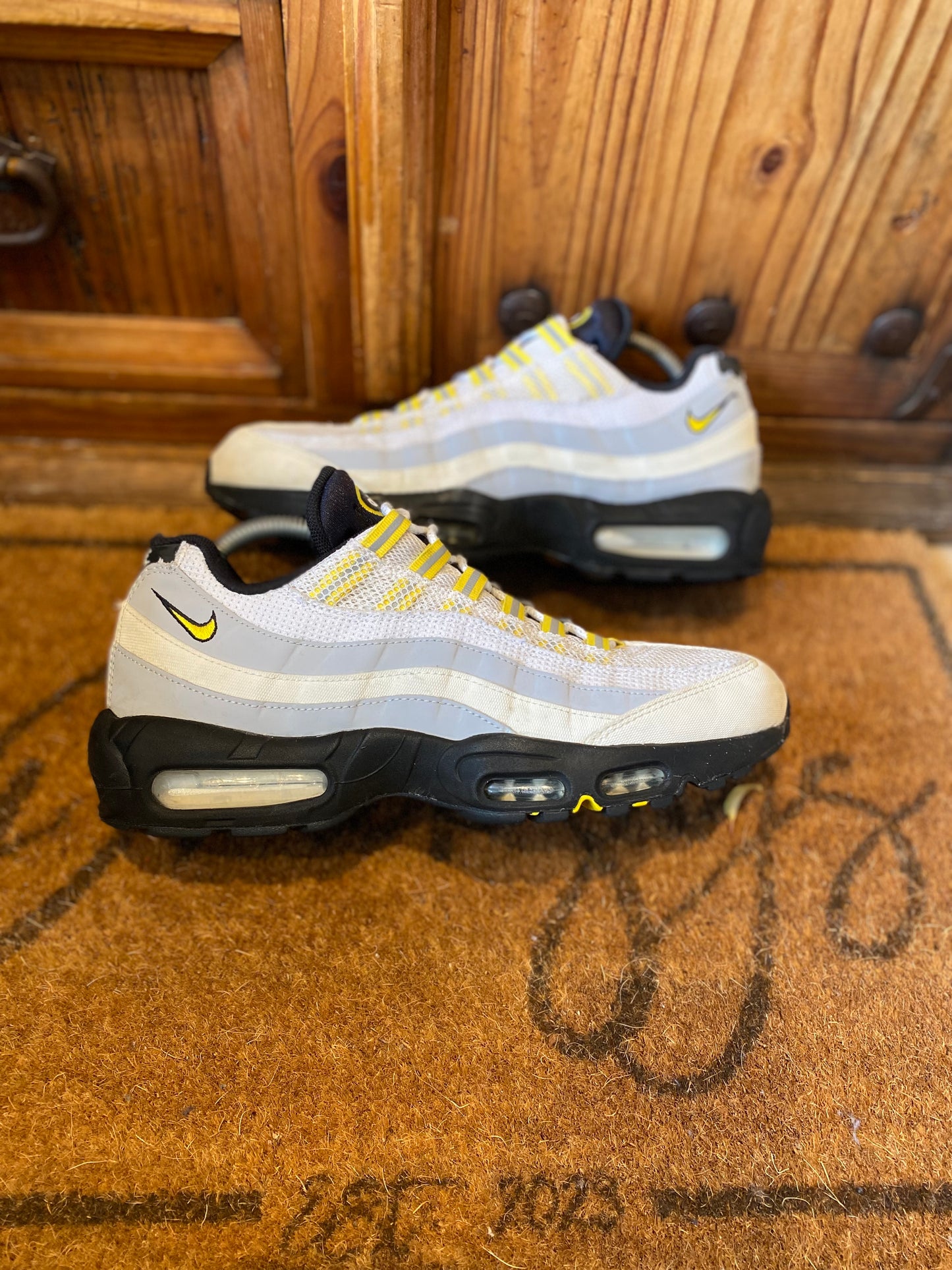 NIKE AIR MAX 95 ‘WOLF GREY TOUR YELLOW’ - UK 9
