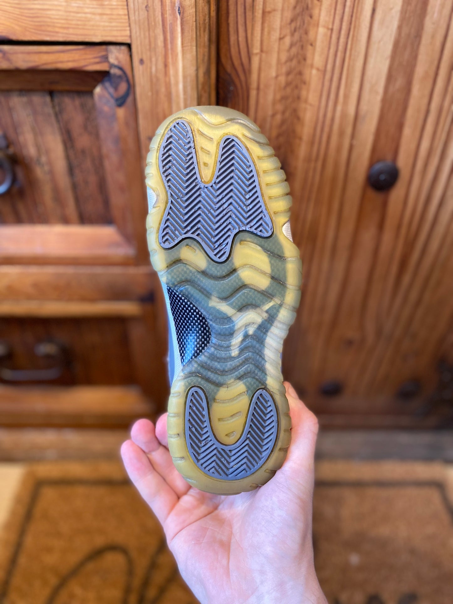JORDAN 11 LOW ‘COOL GREY’ - UK 5.5