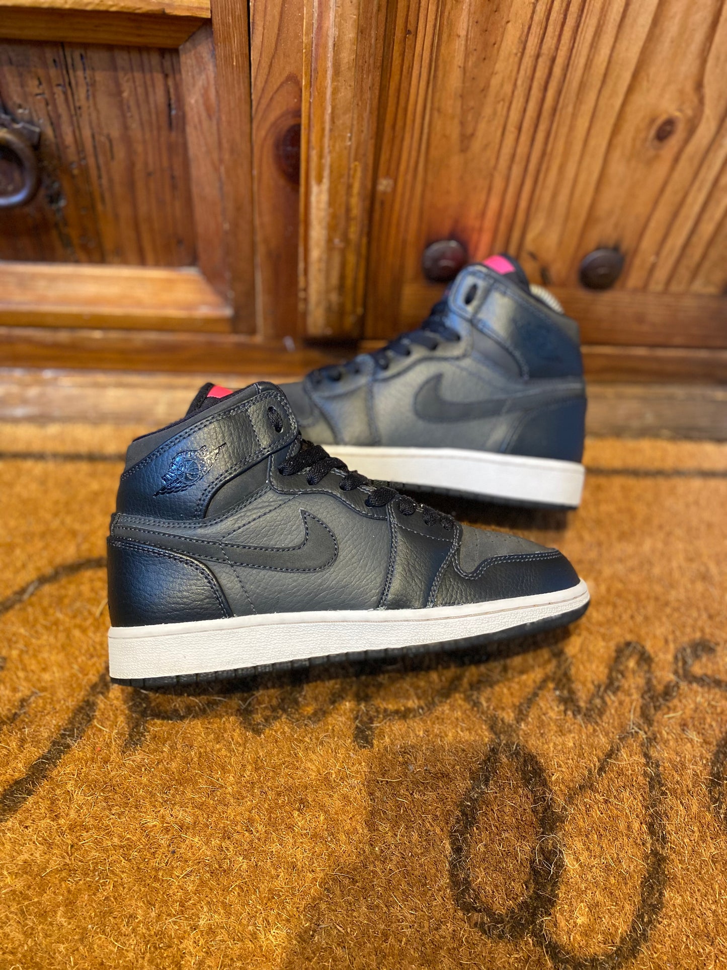 JORDAN 1 HIGH ‘ANTHRACITE’ - UK 3.5