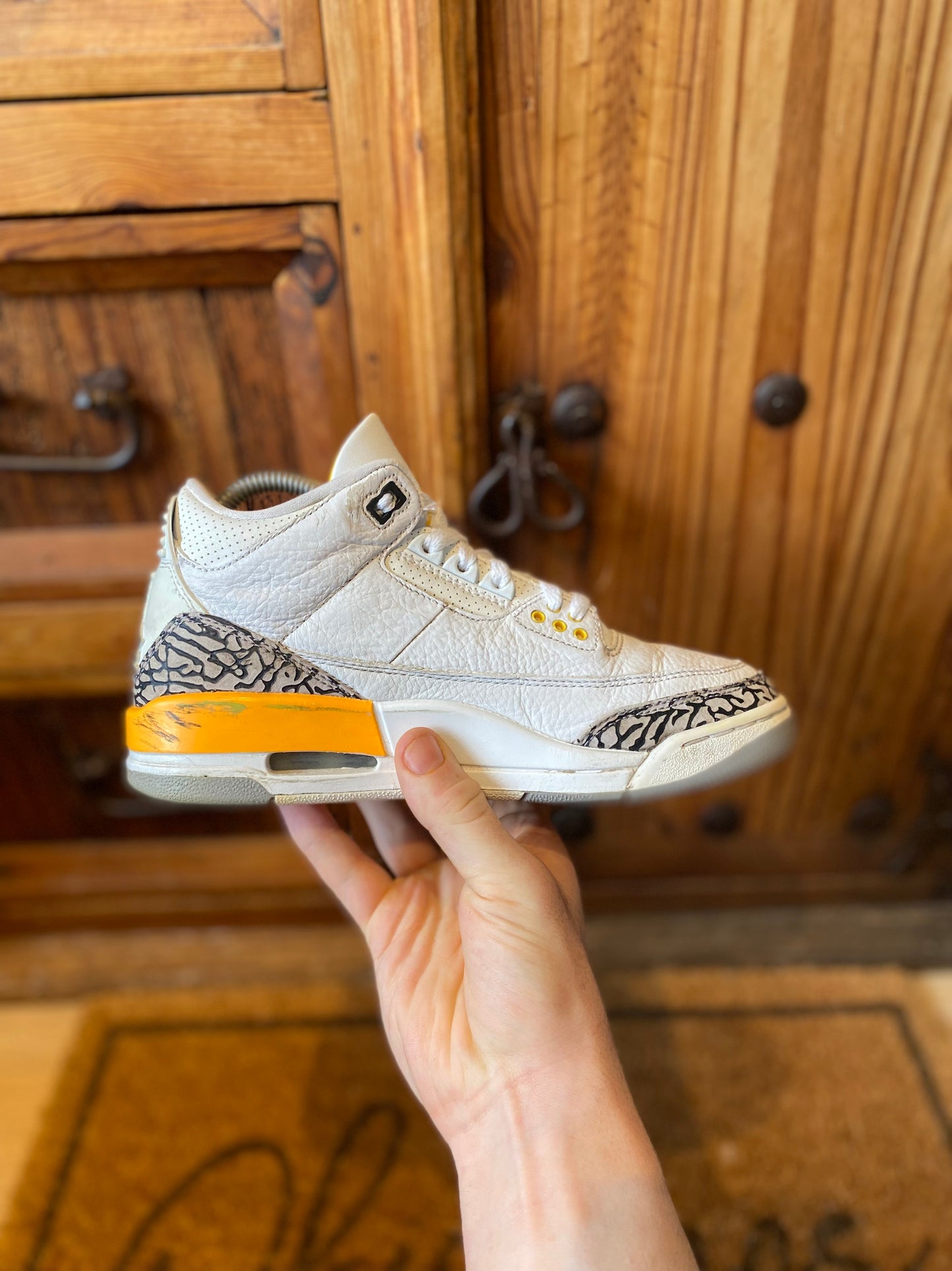 JORDAN 3 ‘LASER ORANGE’ - UK 5