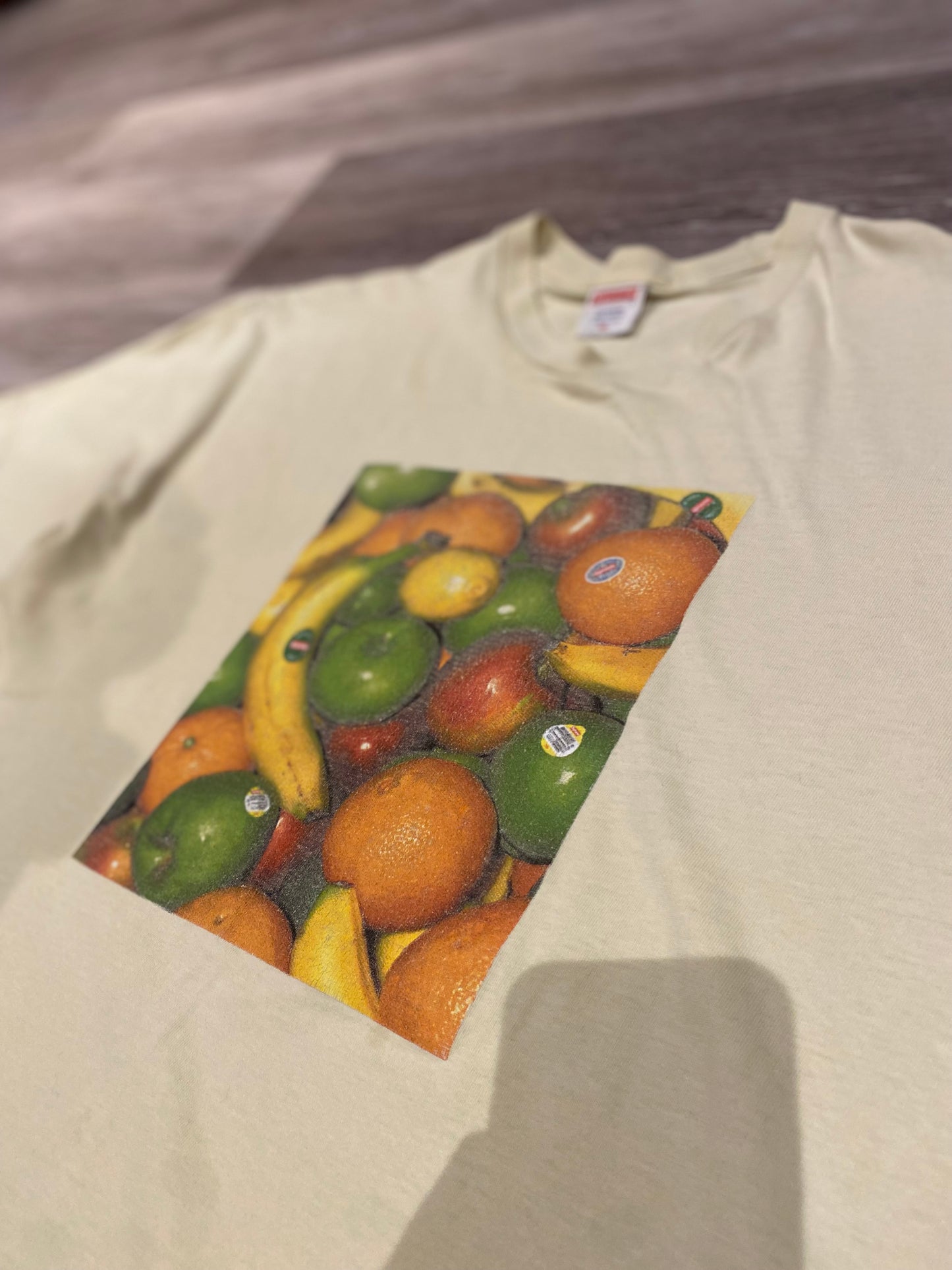 SUPREME FRUIT TEE - XL