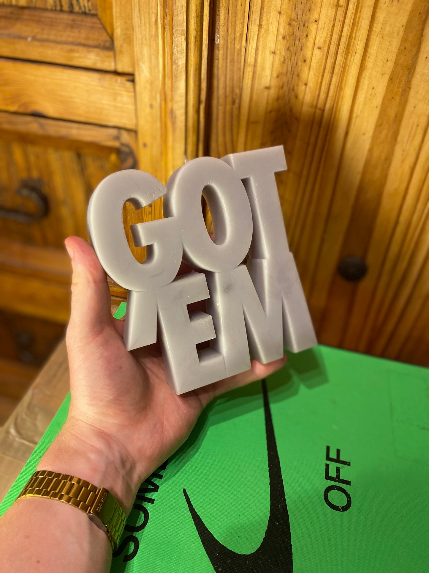 GOT EM’ SNEAKER CANDLE *scented* - #0029