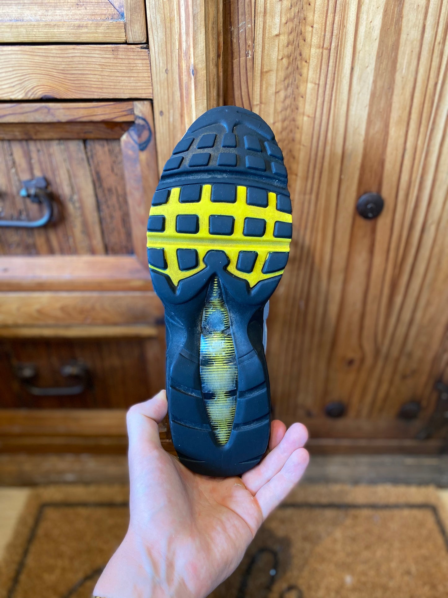 NIKE AIR MAX 95 ‘WOLF GREY TOUR YELLOW’ - UK 9