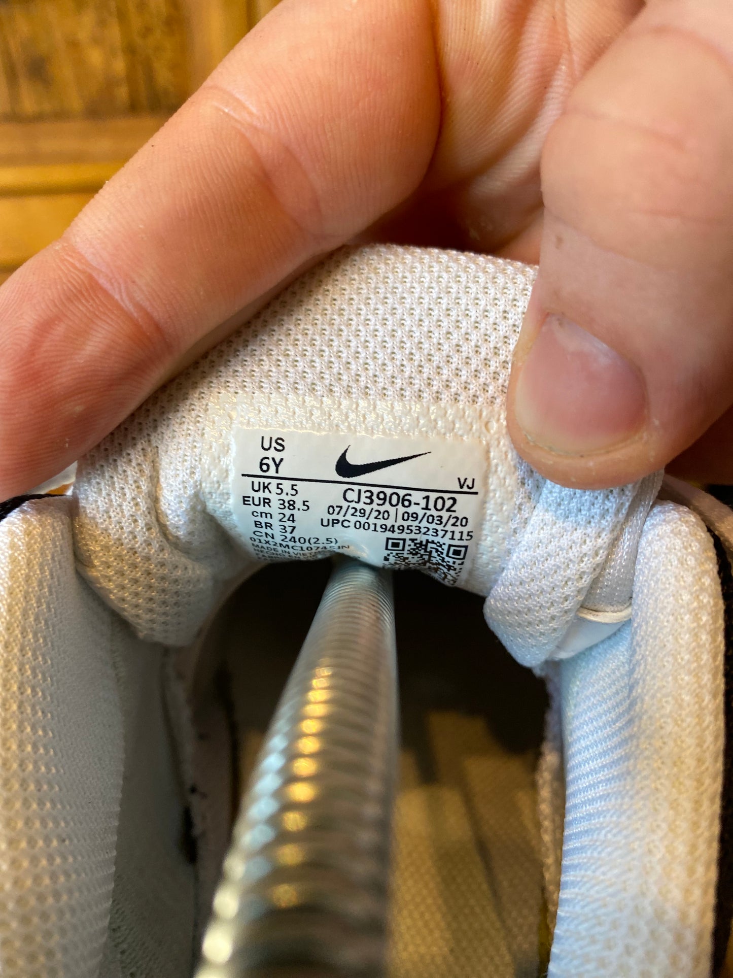 NIKE AIR MAX 95 ‘WHITE CHLORINE BLUE’ - UK 5.5